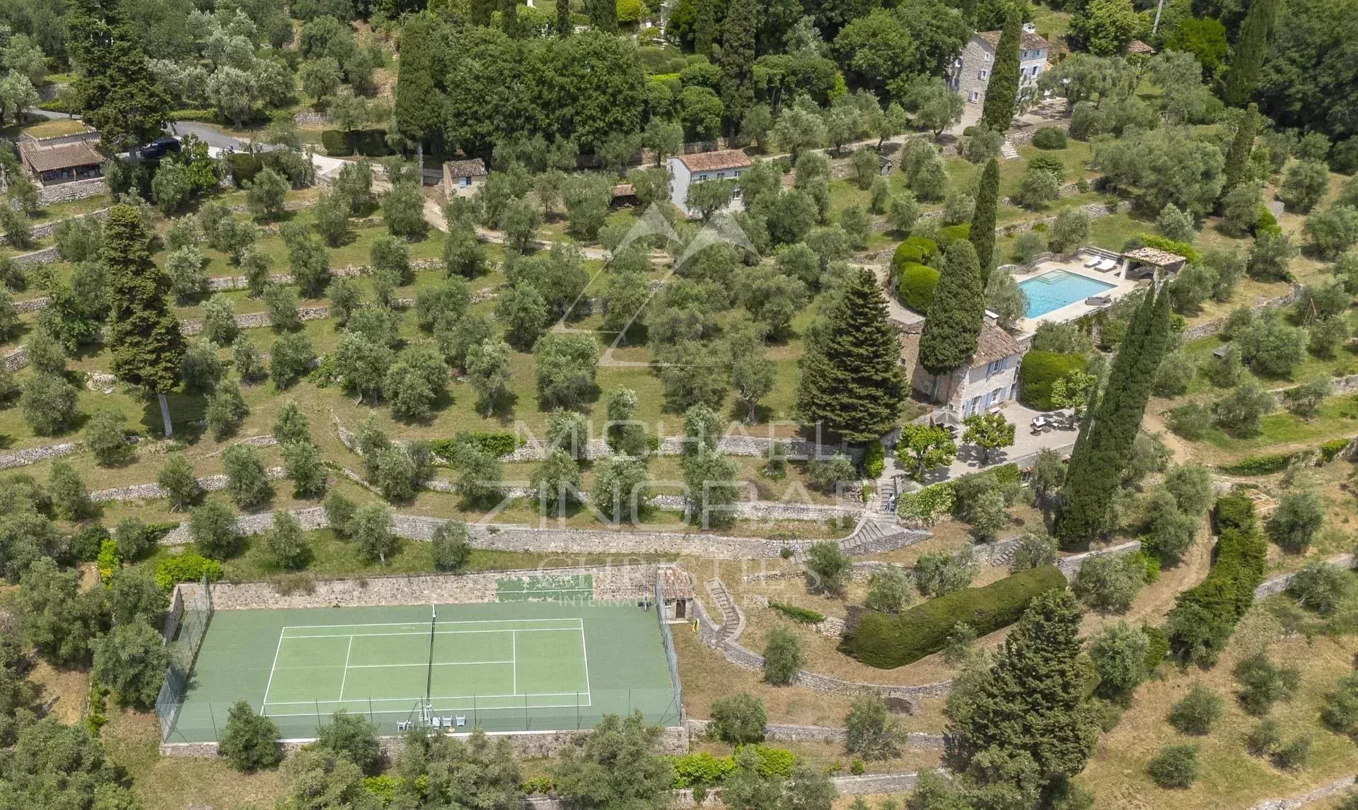 Domaine vue mer et lac, oliveraie , tennis avec villa  principale et pavillon d'hôtes. - 20