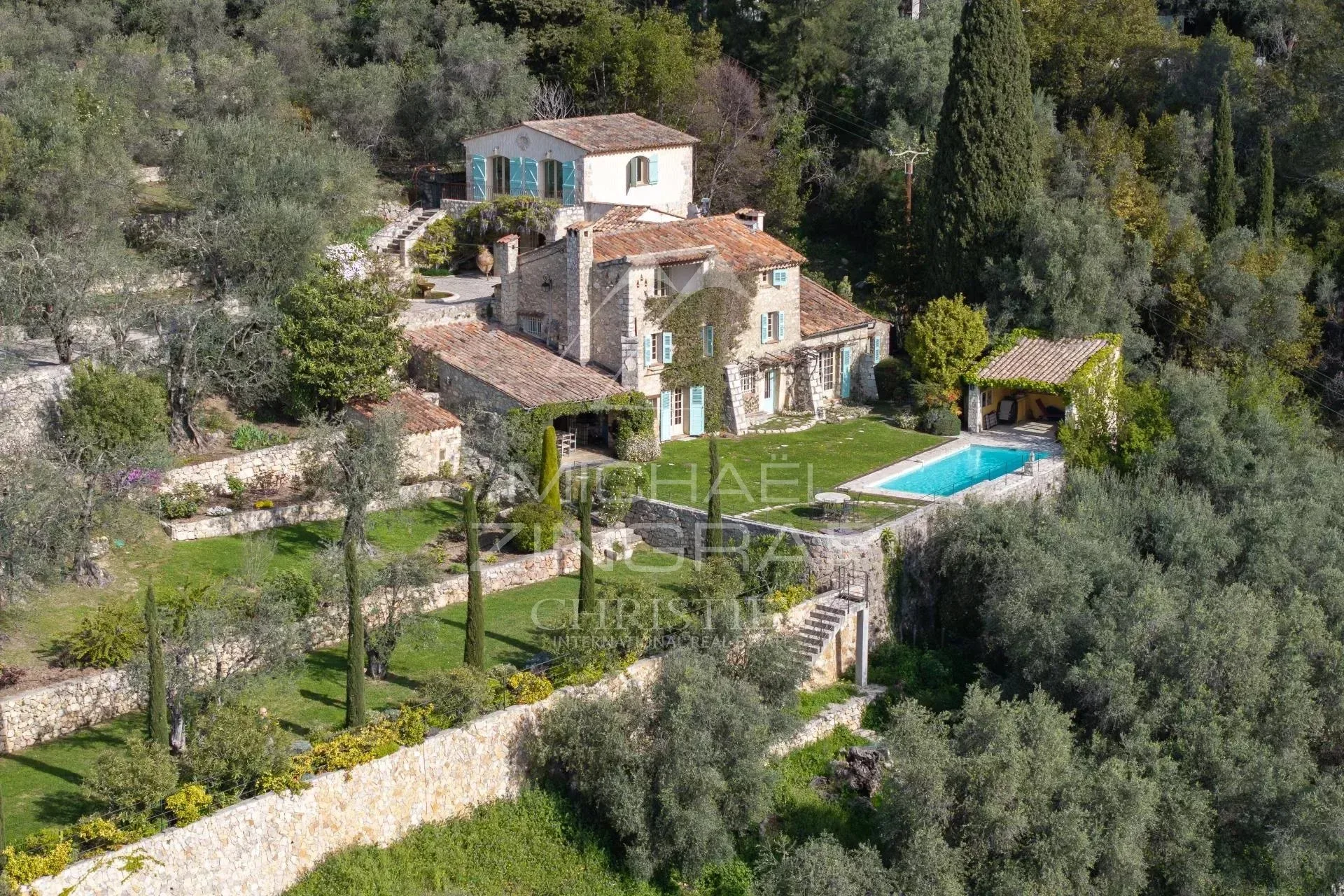 Elegante Bastide dominant l'arrière -pays - 16