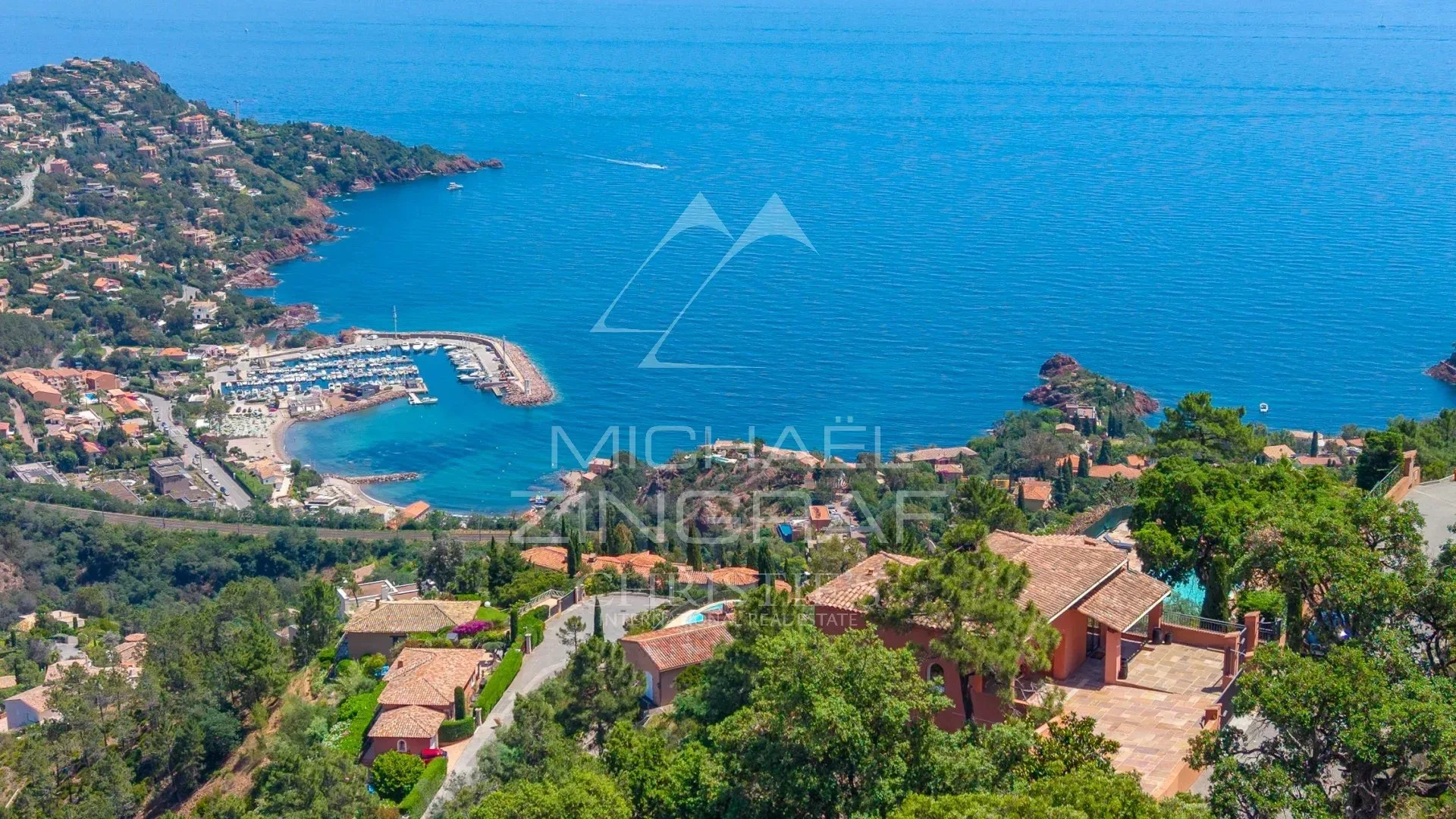 Proche Cannes - Propriété familiale - 10