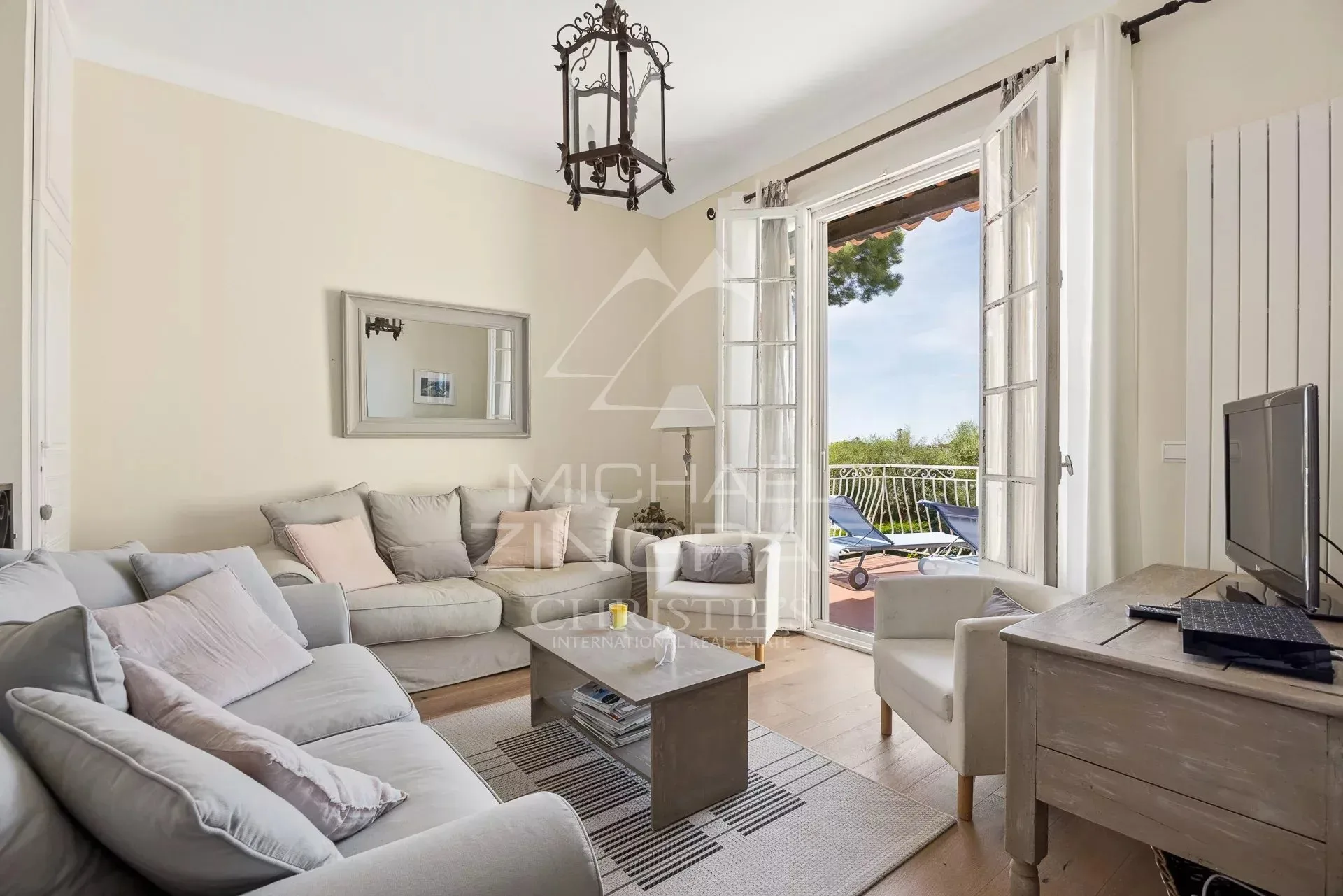 Cap d’Antibes – Élégante villa au calme absolu, à quelques pas des plages de la Garoupe - 14