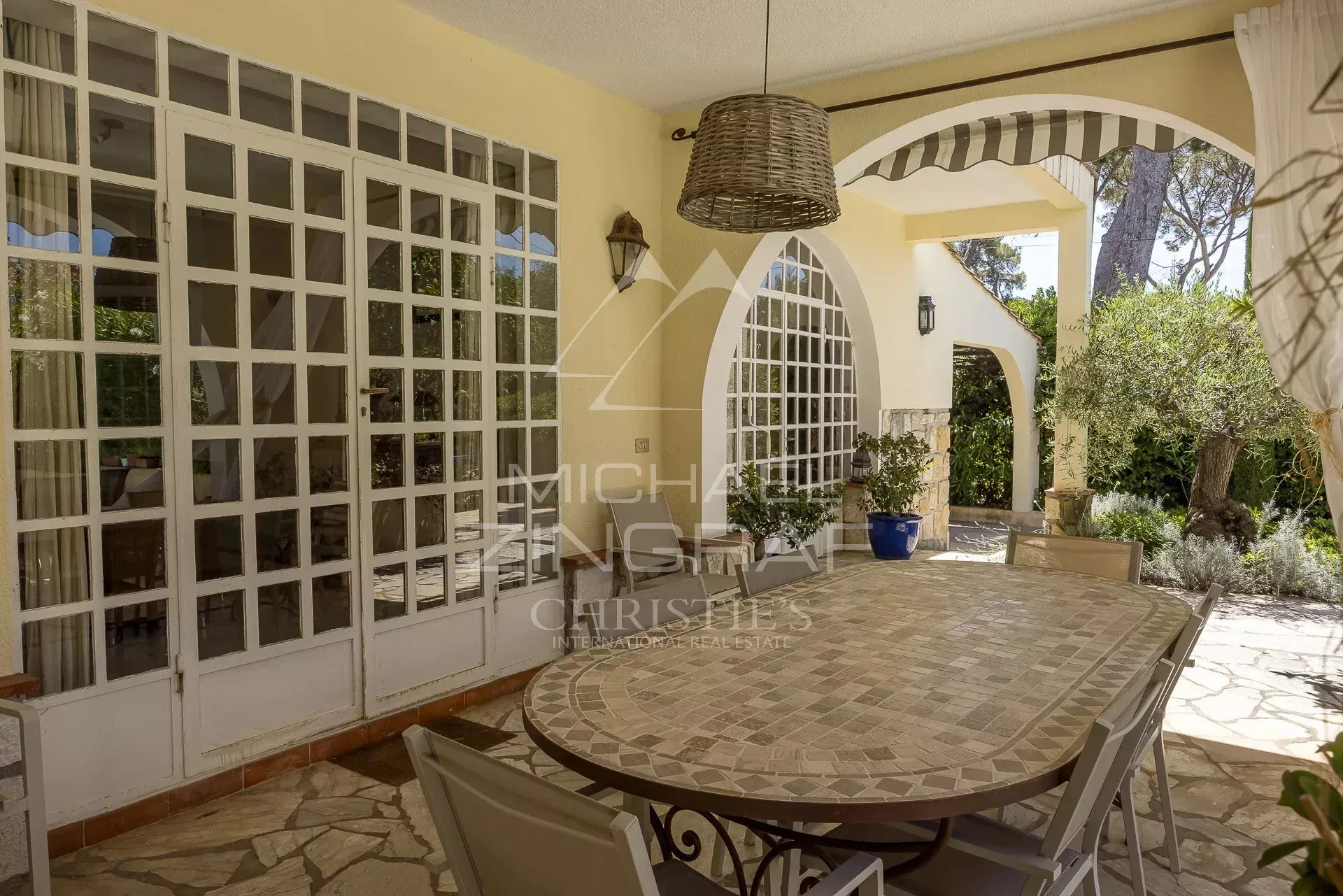 Cap d’Antibes – Élégante villa au calme absolu, à quelques pas des plages de la Garoupe - 25