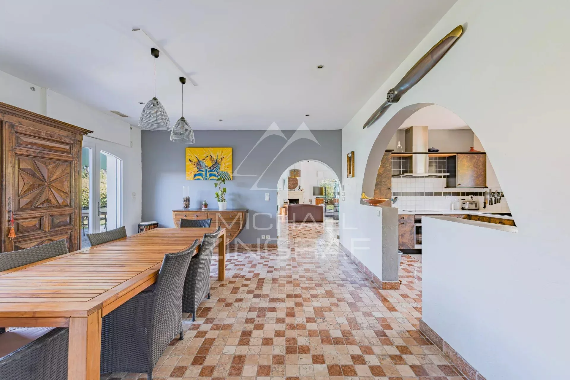 Villa contemporaine de 5 chambres - 6
