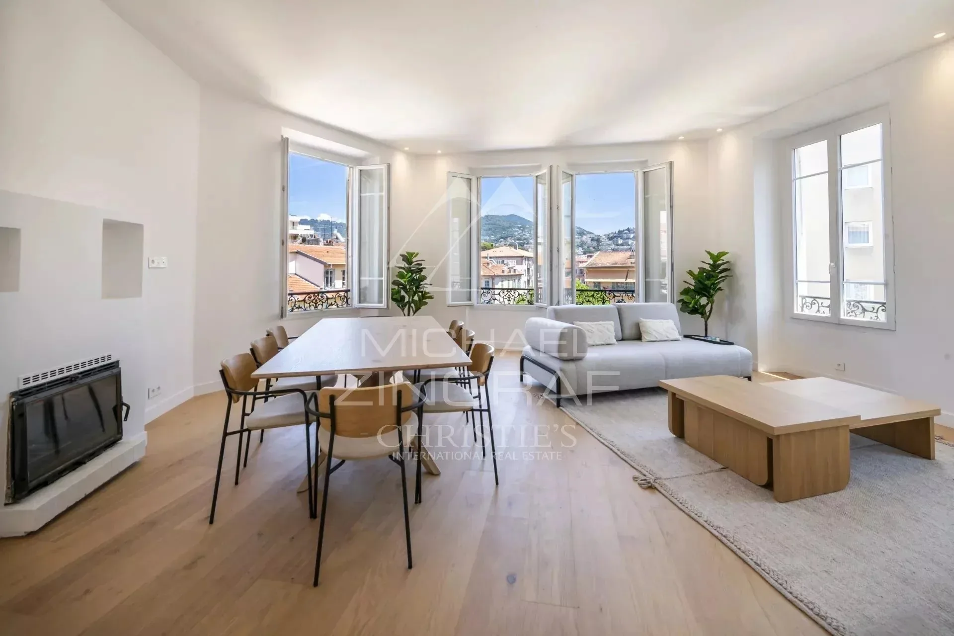 Superbe appartement de 5 pièces m² – Quartier du Port