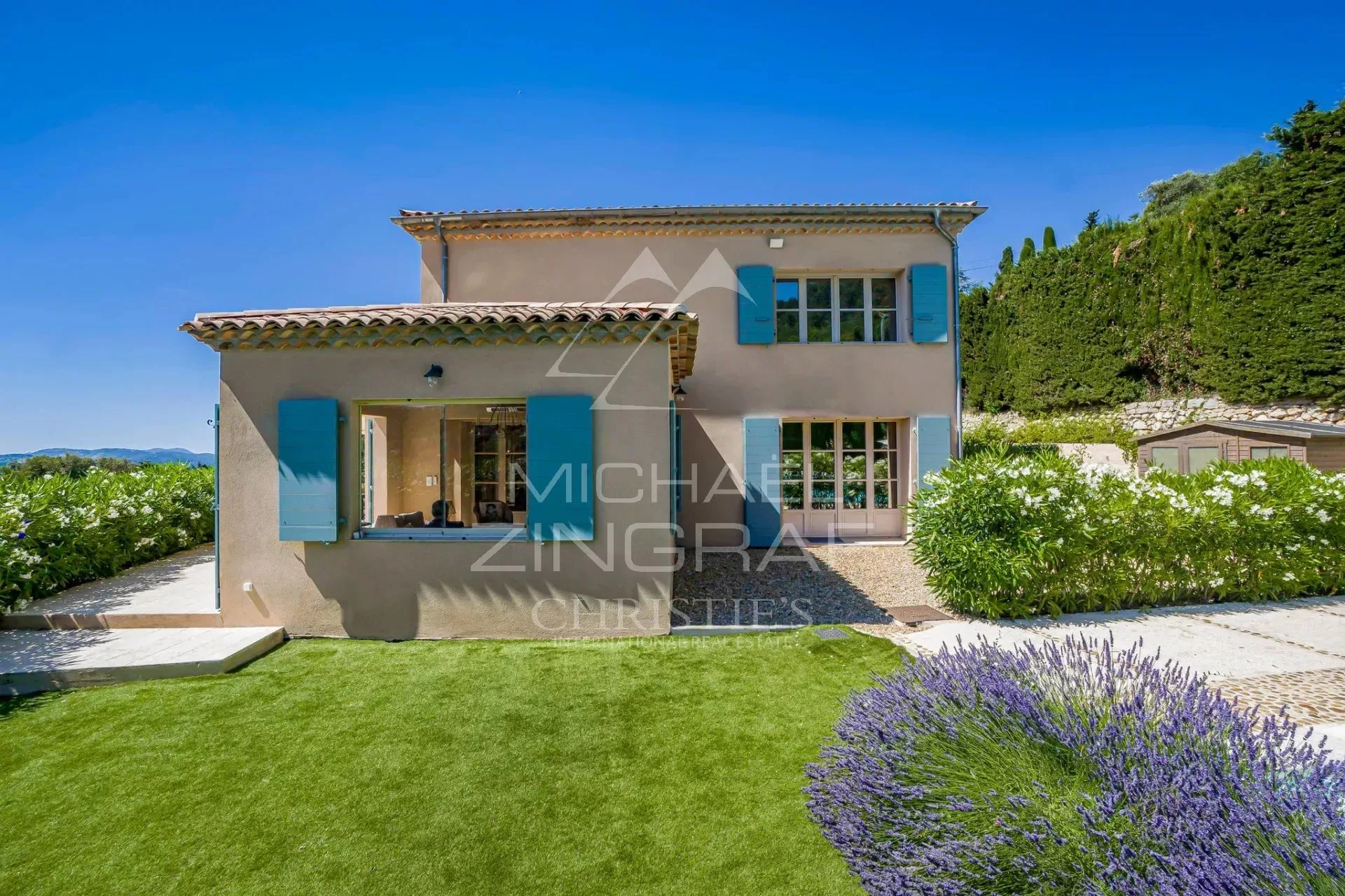 Villa familiale avec vue panoramique dans un domaine résidentiel - 15