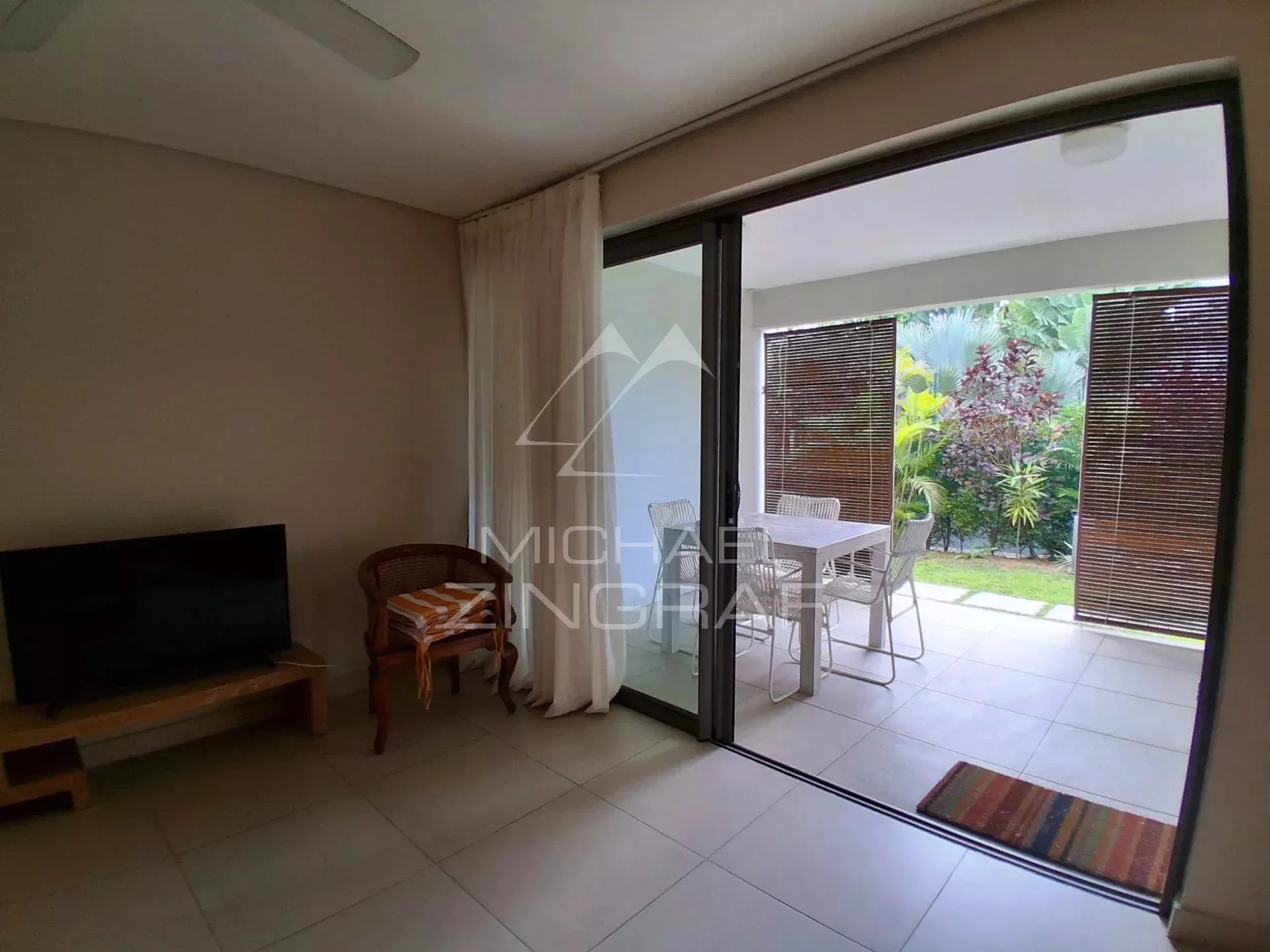 Duplex 1 Chambre avec Accès Direct à la Plage – Pereybère - 14