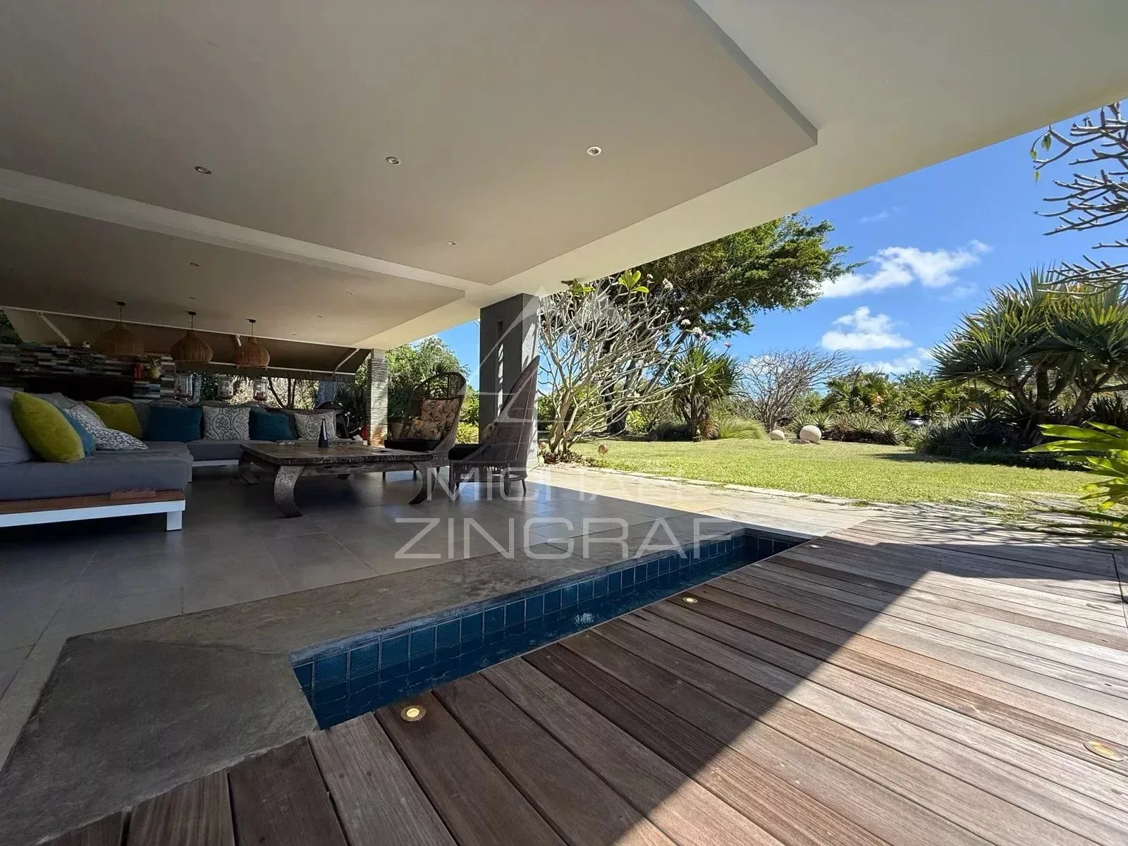 Villa d’Exception au Bord d’un Barachois à Calodyne - 13