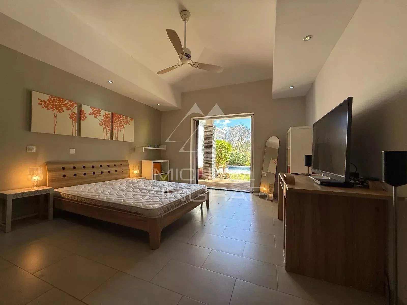Villa d’Exception au Bord d’un Barachois à Calodyne - 50