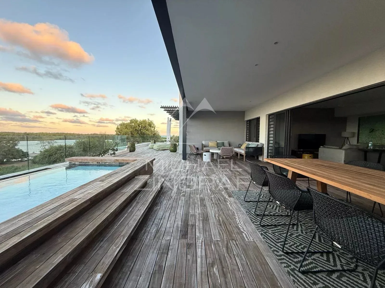 Penthouse d’Exception avec Vue Mer - 11