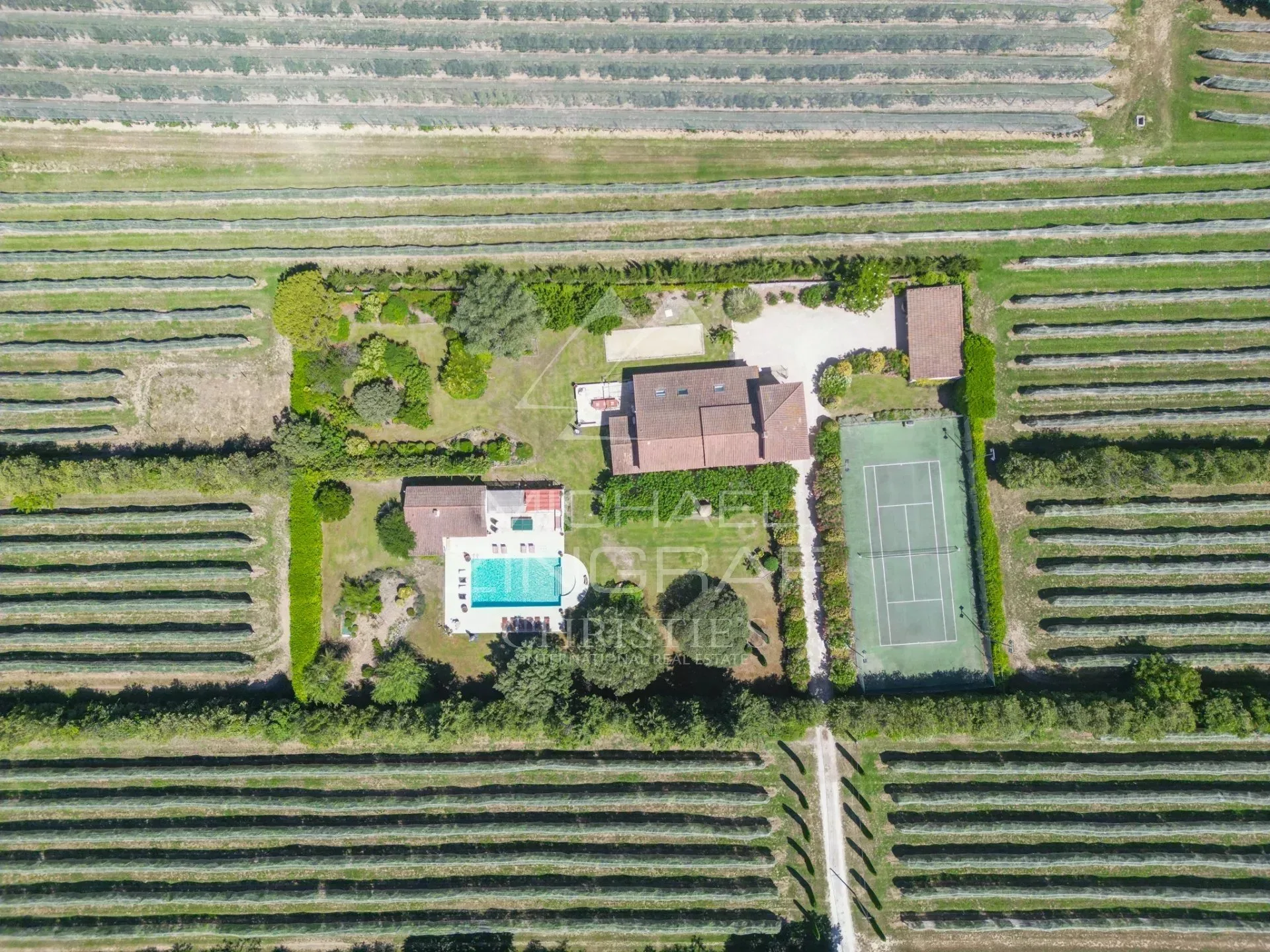 Exklusiv – Wunderschönes Steinhaus mit Pool und Tennisplatz zwischen L'Isle-sur-la-Sorgue und Cavaillon - 10