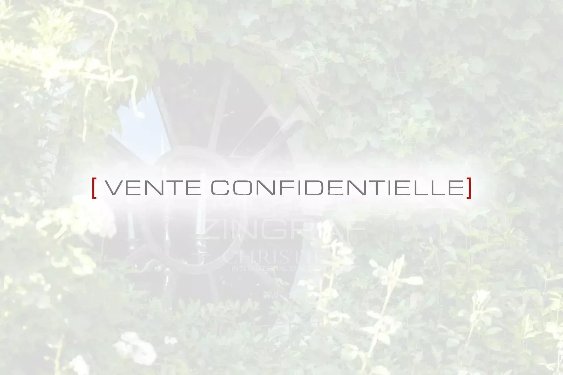 Exclusivité : Exceptionnelle Bastide du XVIIIe siècle aux portes de L’Isle-sur-la-Sorgue sur un parc de 6.3 ha avec salle de réception de prestige - 2