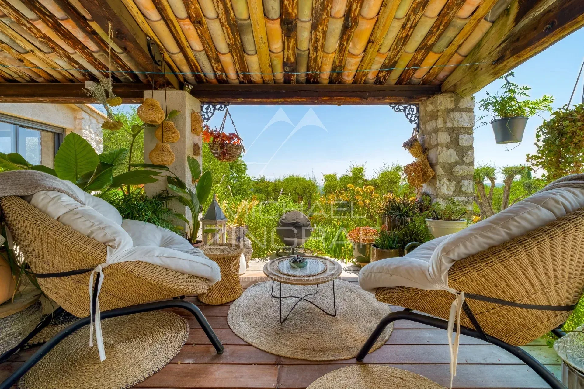 Tourrettes-sur-Loup – Élégante villa provençale à pied du village - 3