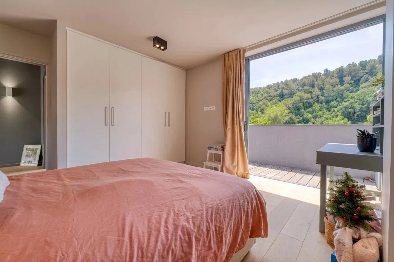 Valbonne - Villa contemporaine au cœur d'un écrin de verdure - 9