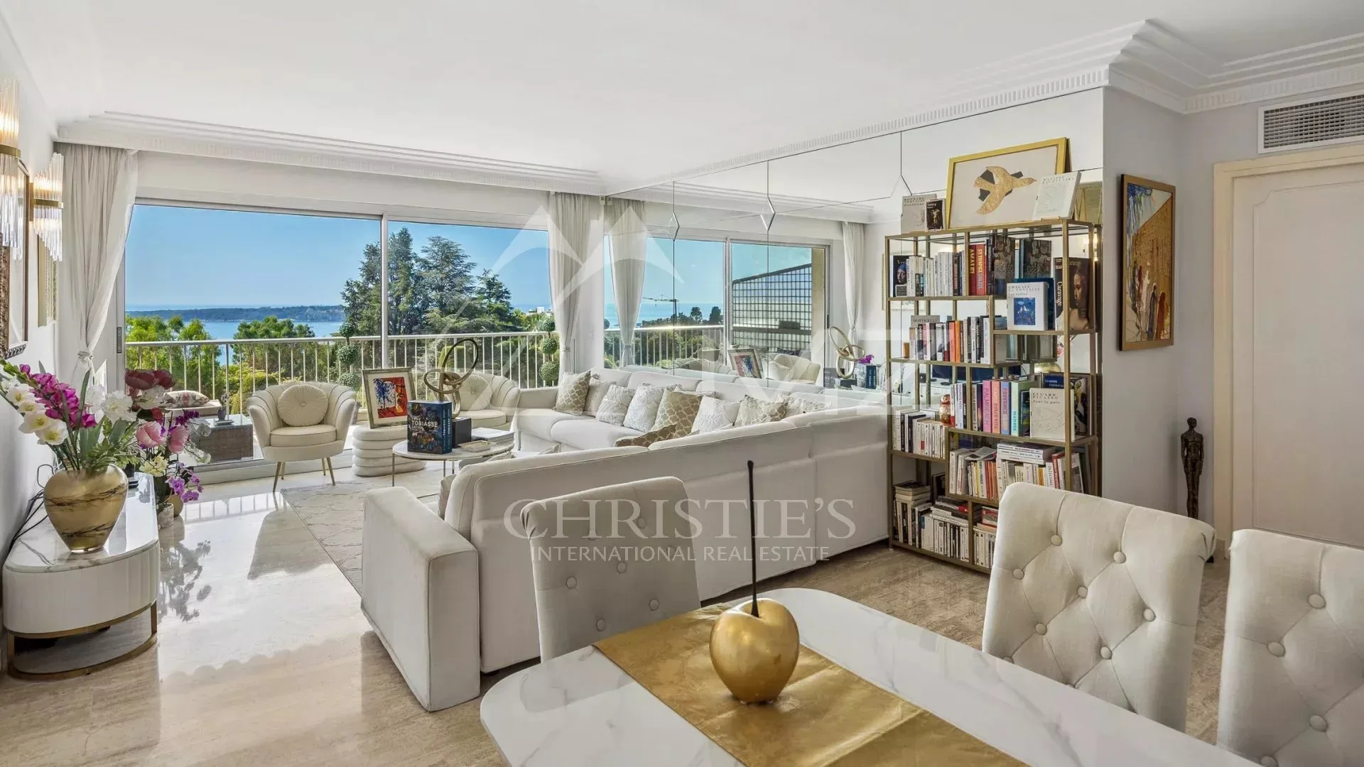 Appartement 2 pièces vue mer panoramique dans le quartier prisé de la Californie - 12