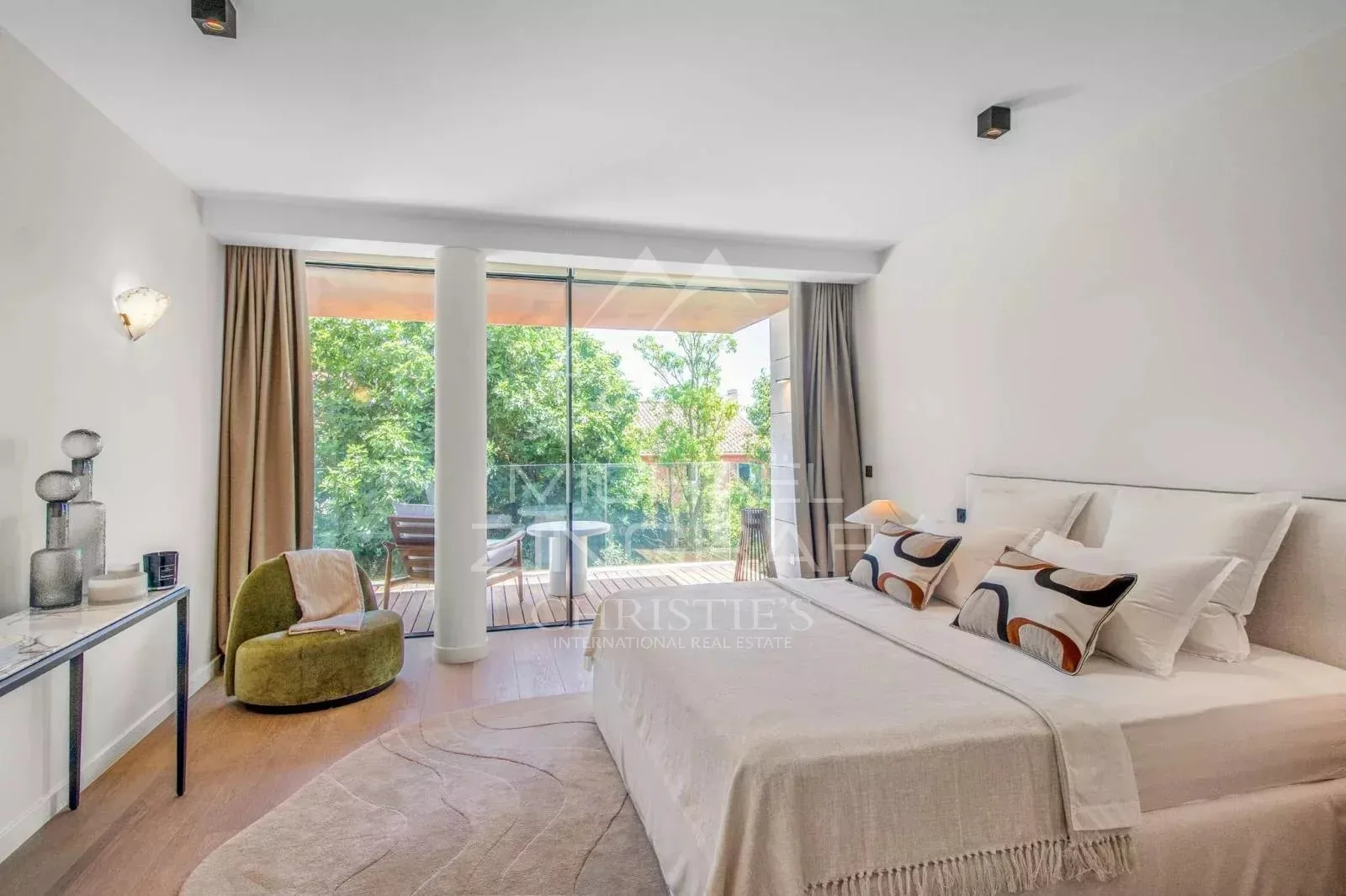 Villa à l'élégance contemporaine au cœur de Saint-Jean-Cap-Ferrat - 8