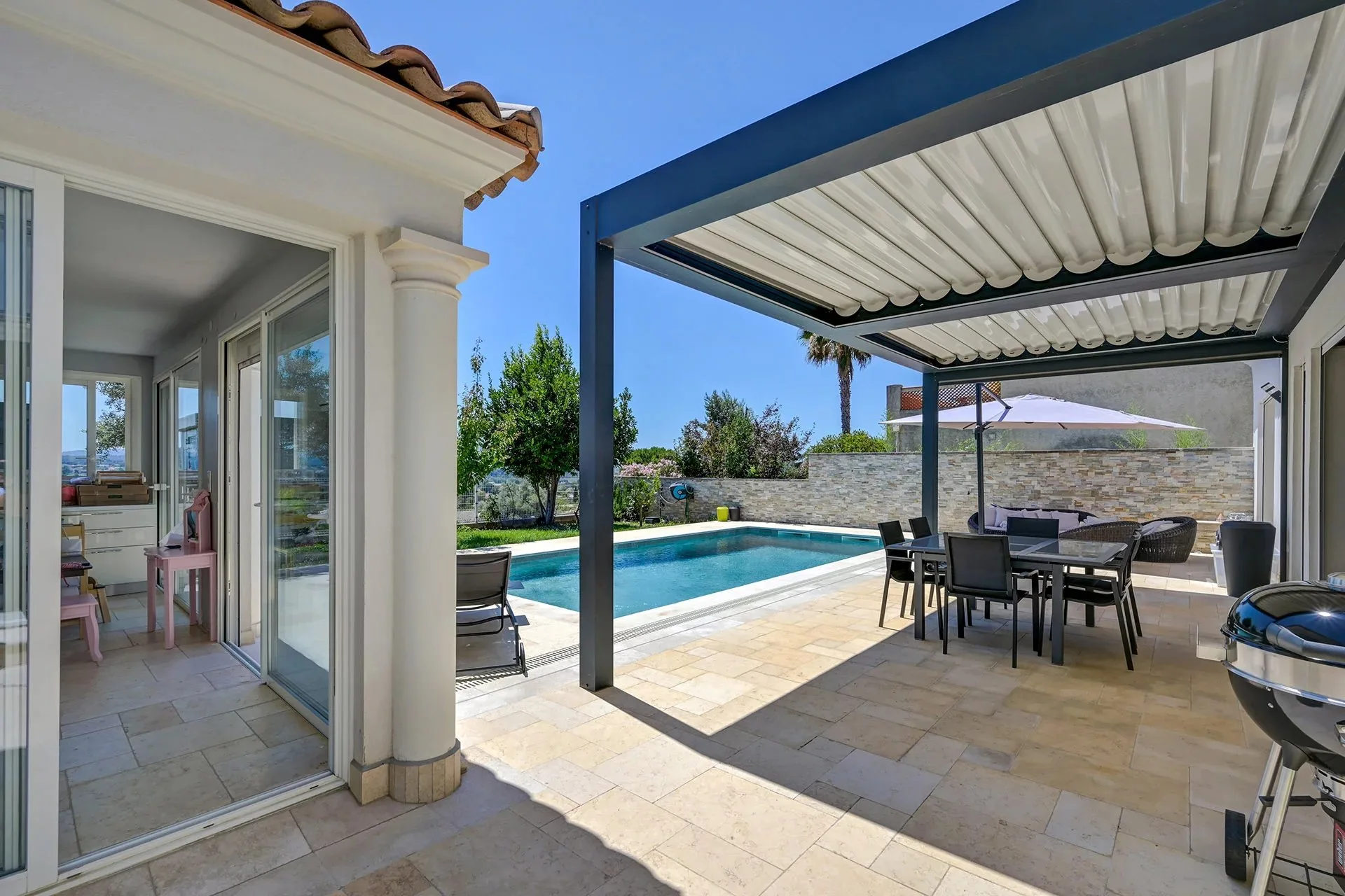 PLAN-DE-CUQUES, Maison familiale avec vue panoramique et piscine - 13