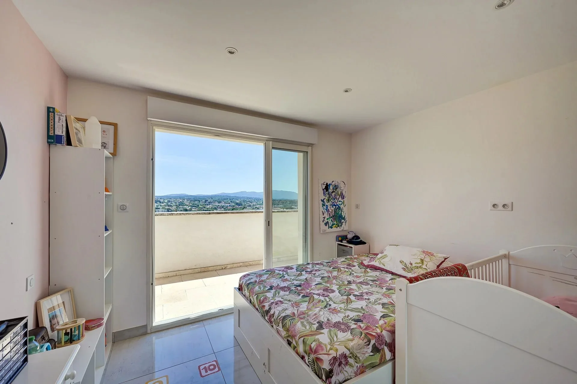 PLAN-DE-CUQUES, Maison familiale avec vue panoramique et piscine - 25