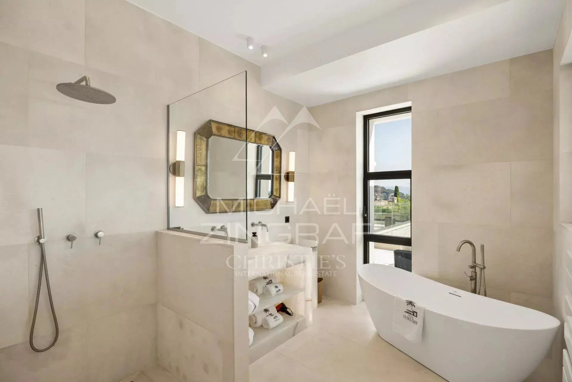 Super-Cannes – Superbe  contemporaine avec vue mer panoramique – Domaine privé - 9