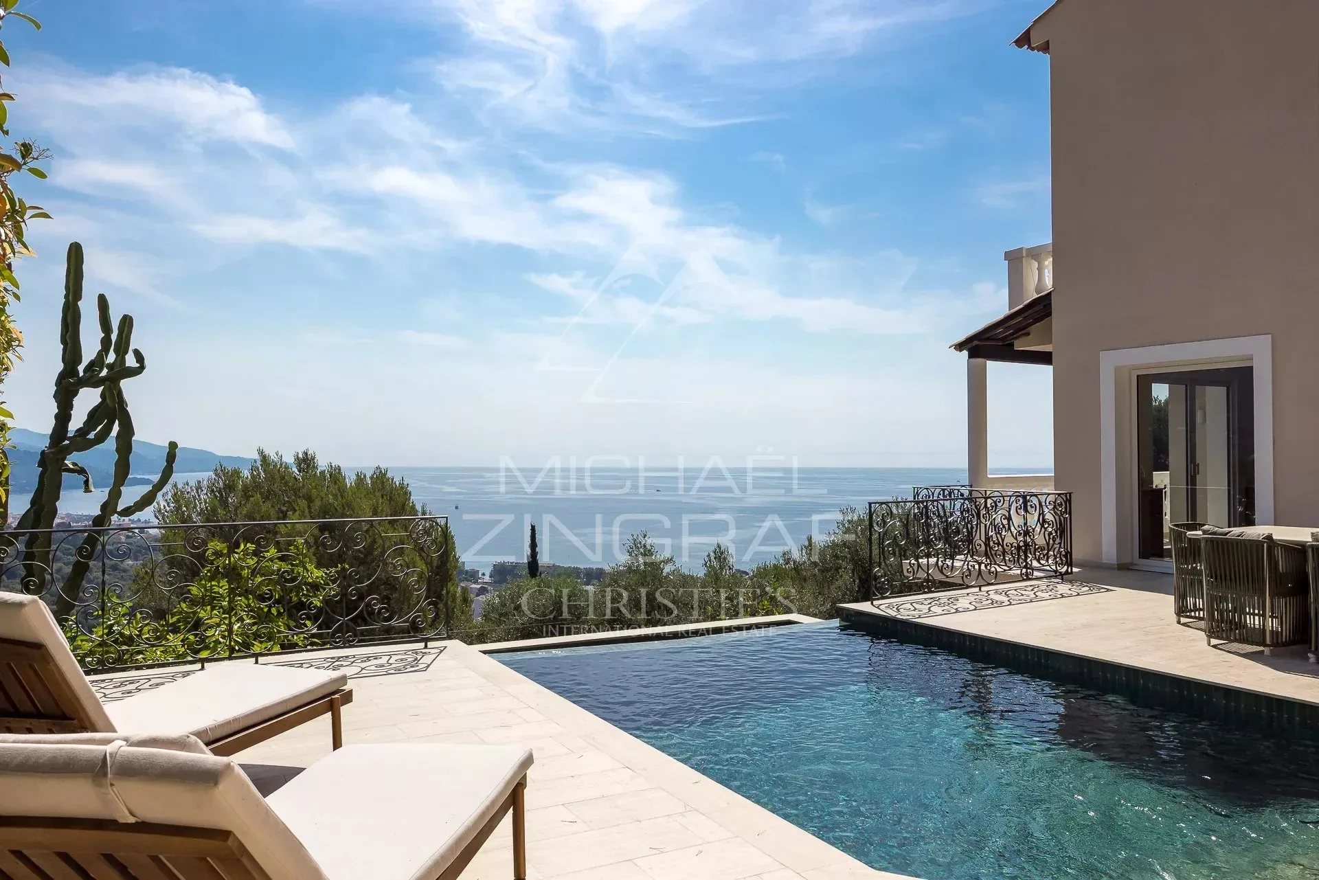 ROQUEBRUNE-CAP-MARTIN – VUE MER PANORAMIQUE - 10