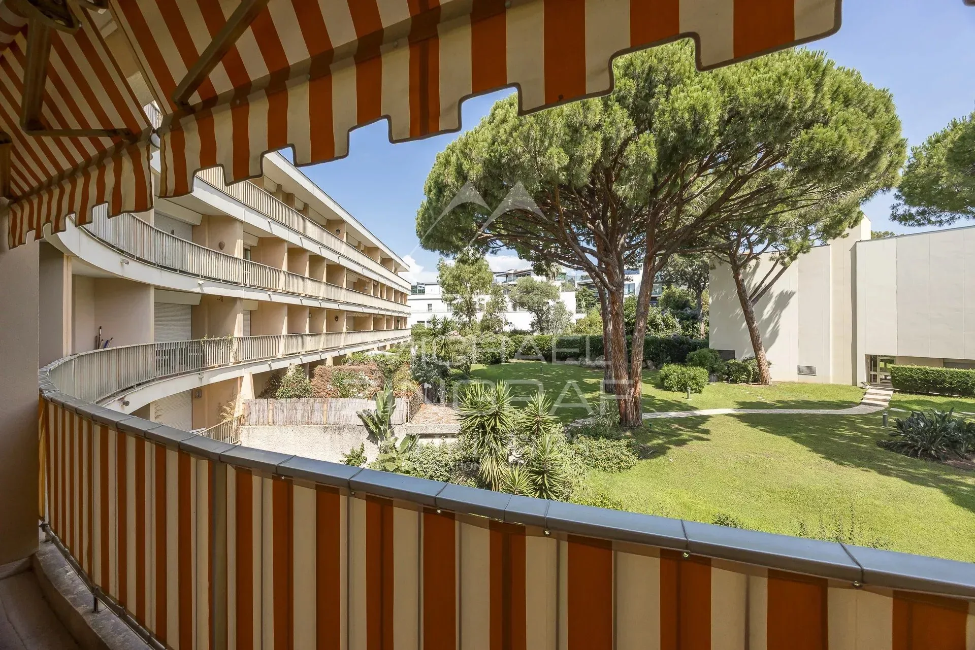 Cap d’Antibes – Une adresse d’exception à deux pas de la mer - 14