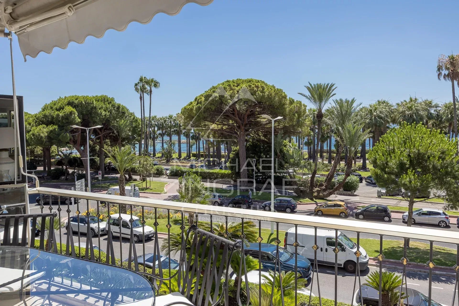 Cannes - Croisette - Élégant 4 pièces avec terrasse - 3