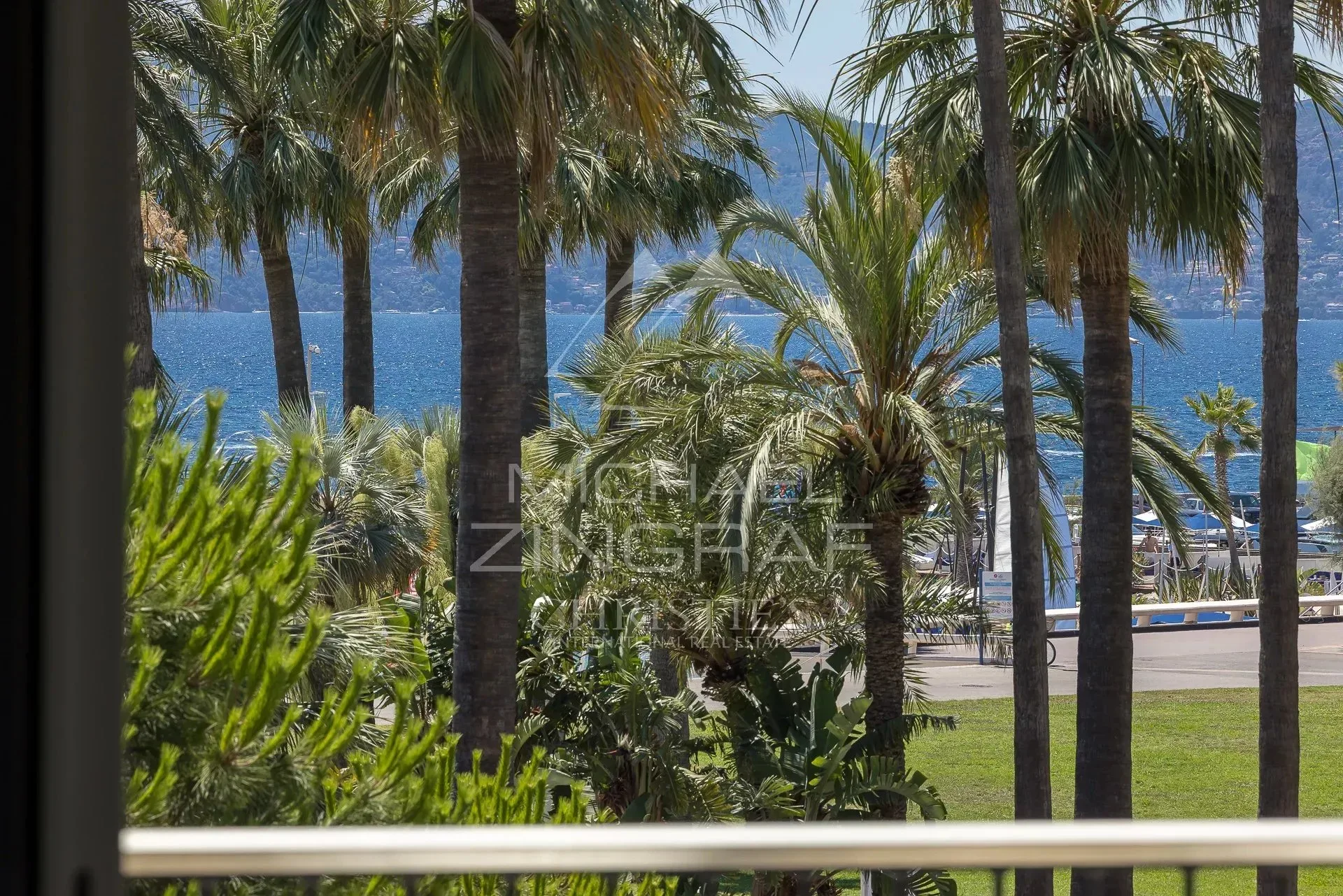 Cannes - Croisette - Élégant 4 pièces avec terrasse - 15