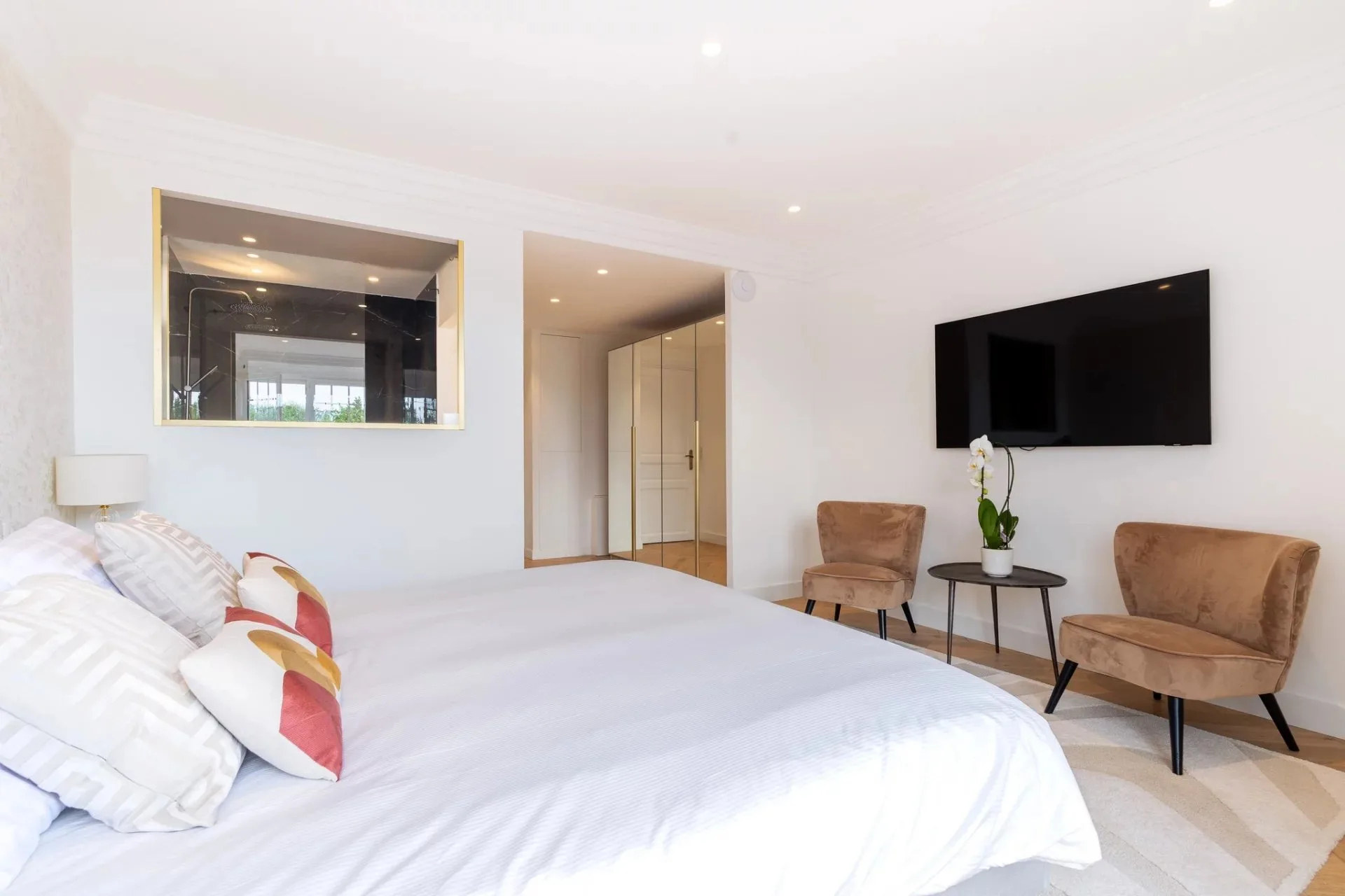 Aux portes de Cannes - Villa vue mer panoramique - 11 suites - 20