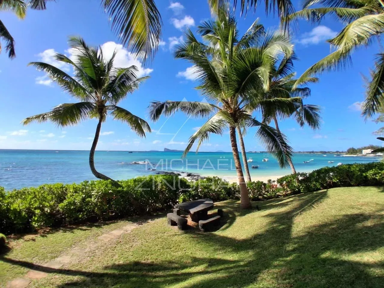 Ile Maurice - Opportunité rare : Villa de luxe Pied dans l'eau  proche Grand Baie - Pointe aux Canonniers - 5