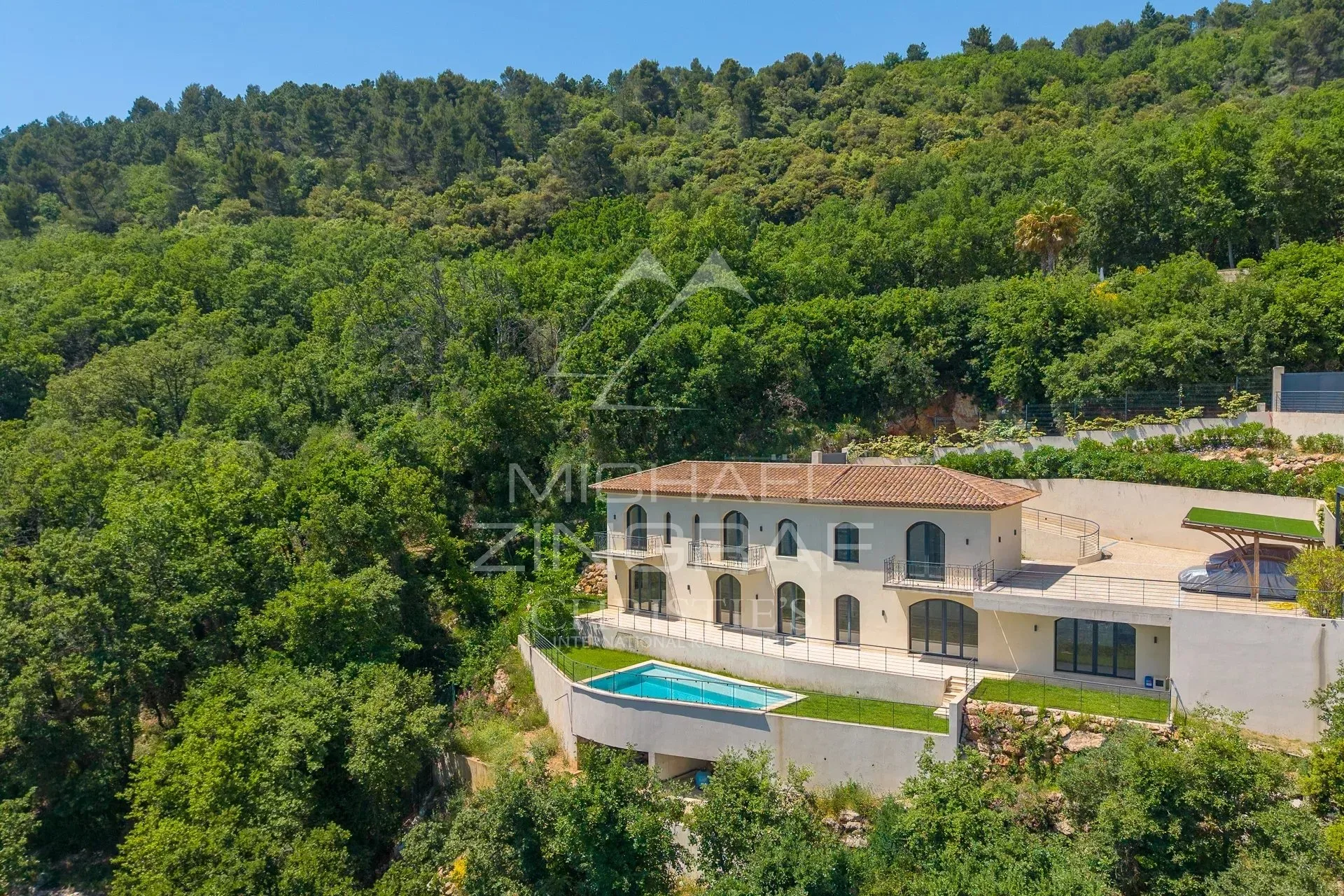 Villa épurée avec vue panoramique sur la Riviera - 5