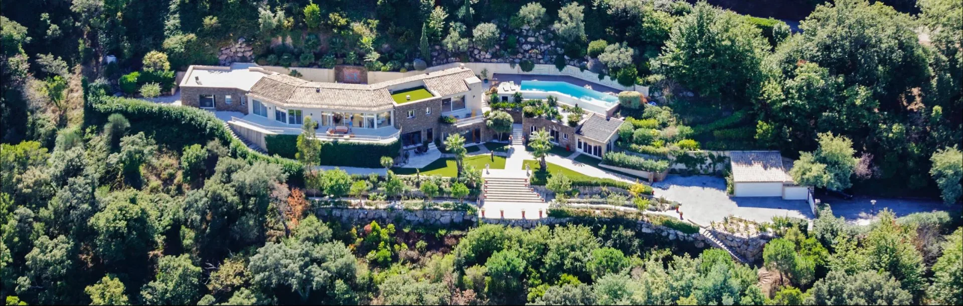 Saint-Tropez – Villa d'exception – Vue mer panoramique