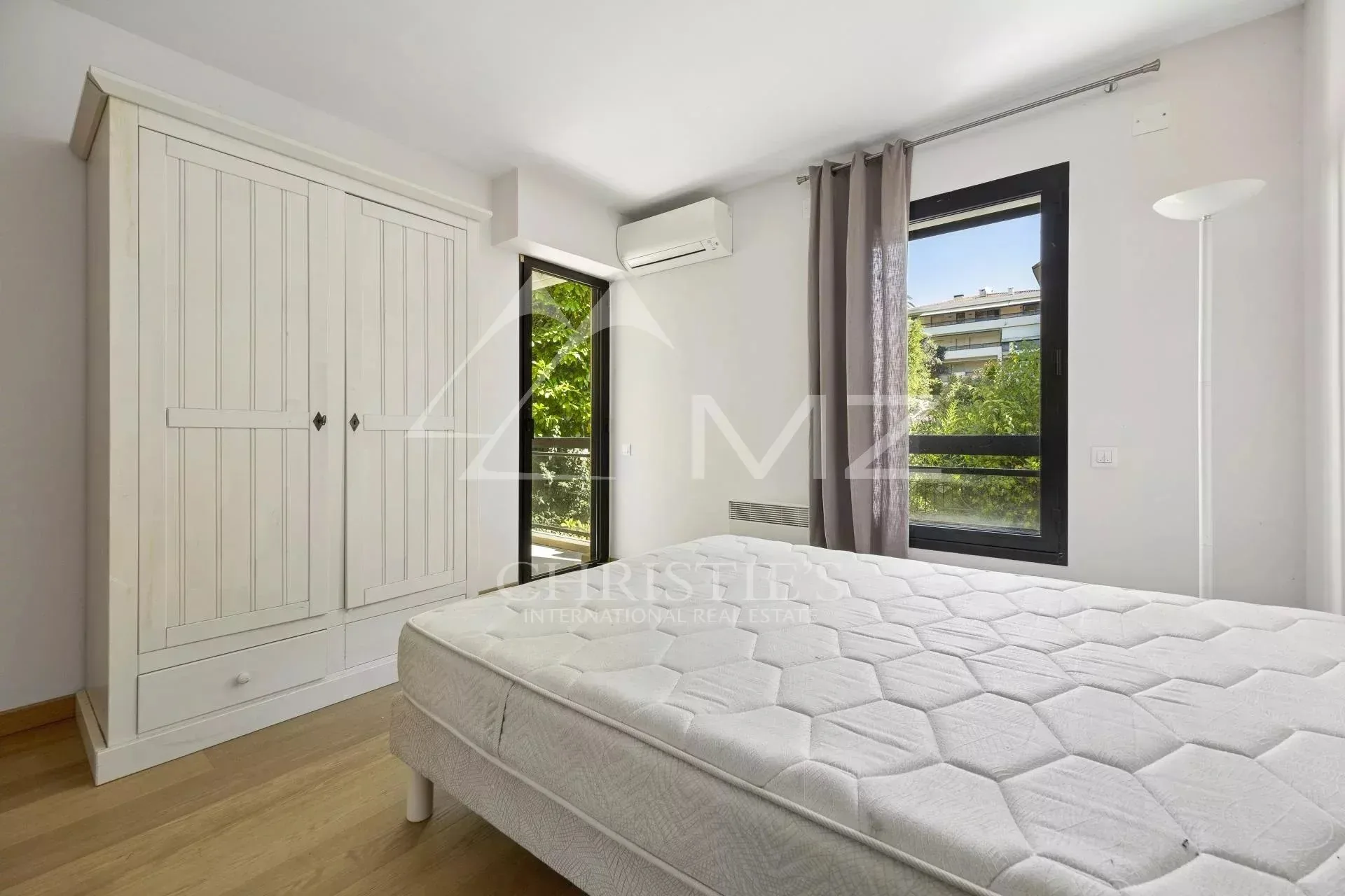 Quartier Montrose, appartement de 3 pièces avec jardin de 148m2 - 7