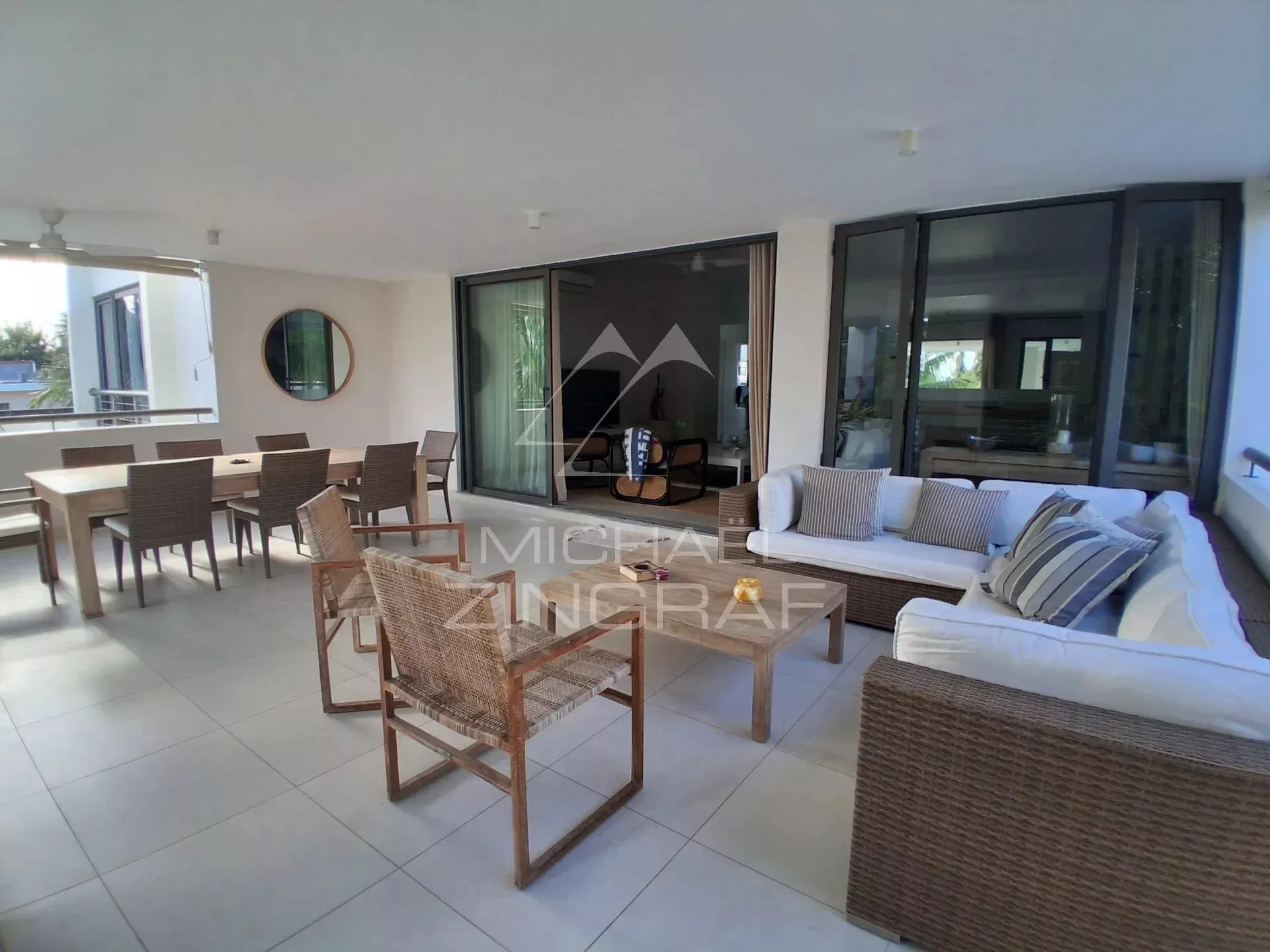 Penthouse d'Exception avec Rooftop Privatif, Piscine et Accès à une Plage Privée - 15