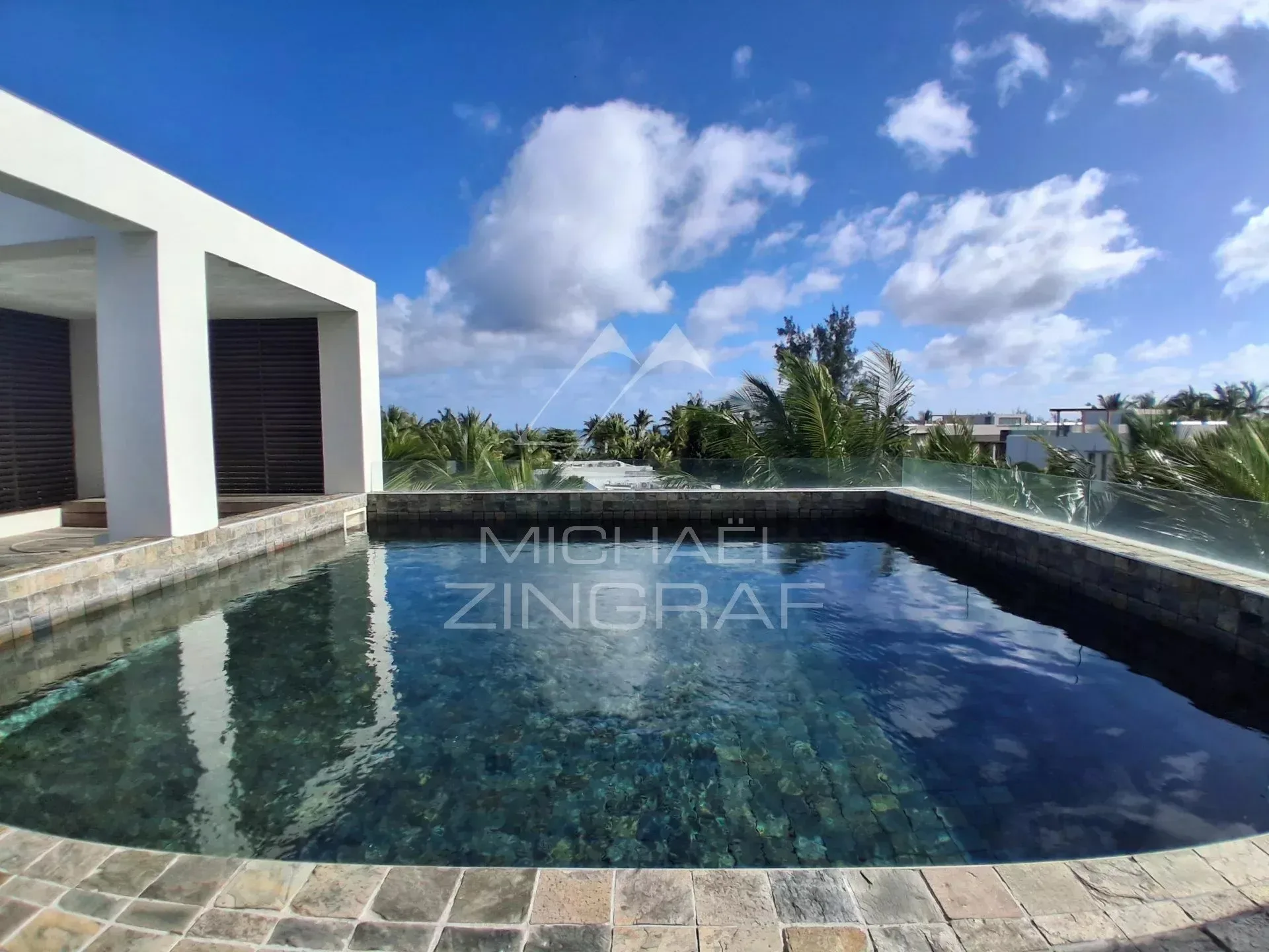 Penthouse d'Exception avec Rooftop Privatif, Piscine et Accès à une Plage Privée - 3