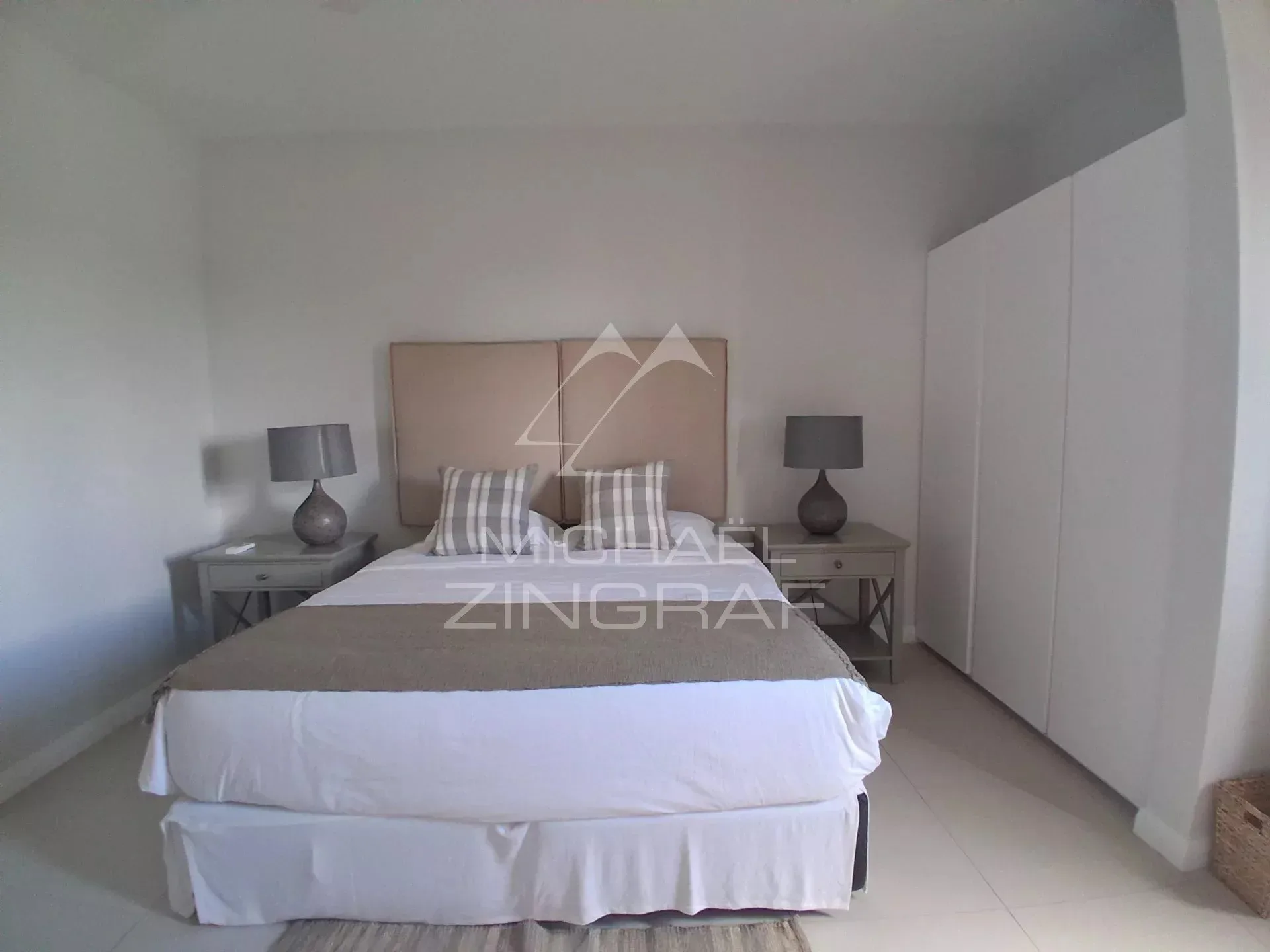 Penthouse d'Exception avec Rooftop Privatif, Piscine et Accès à une Plage Privée - 9