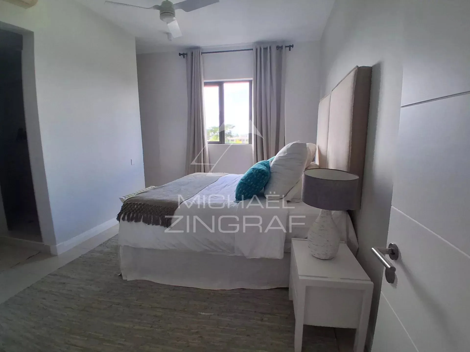Penthouse d'Exception avec Rooftop Privatif, Piscine et Accès à une Plage Privée - 25