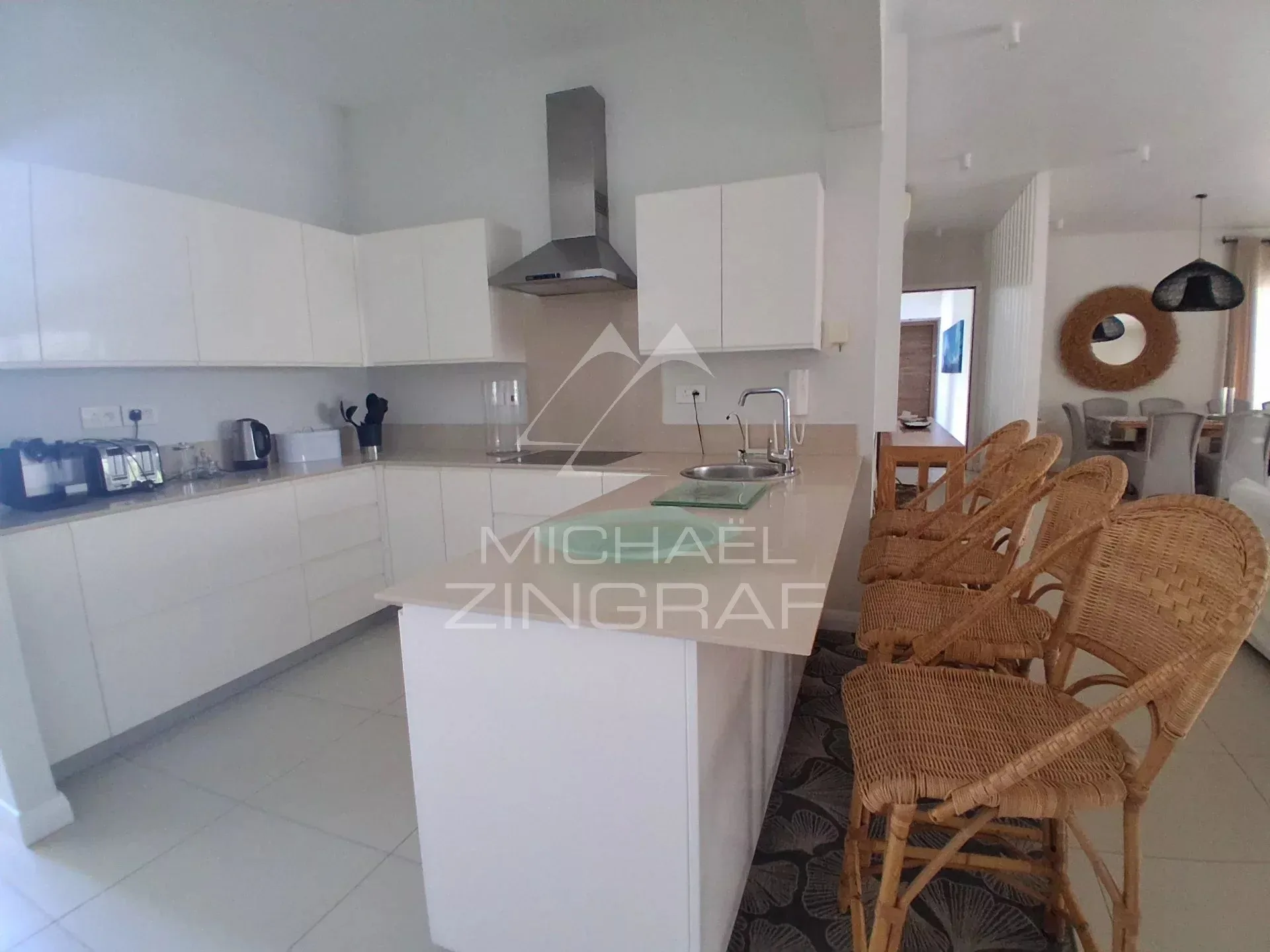 Penthouse d'Exception avec Rooftop Privatif, Piscine et Accès à une Plage Privée - 12