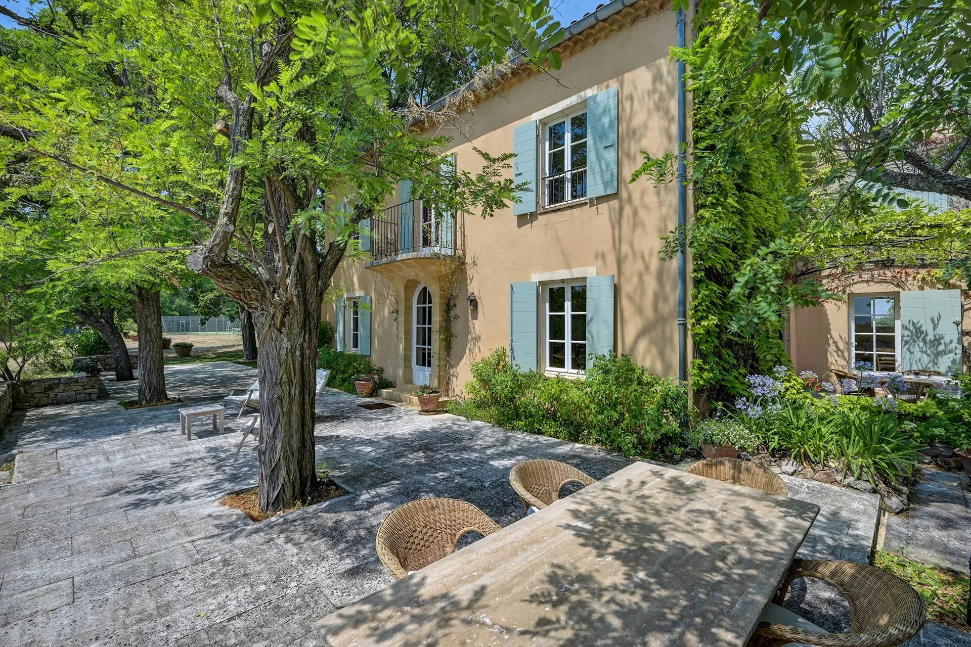 À 30 minutes d'Aix-en-Provence – Authentique bastide du XIXᵉ siècle au cœur d'un domaine de plus de 5 hectares