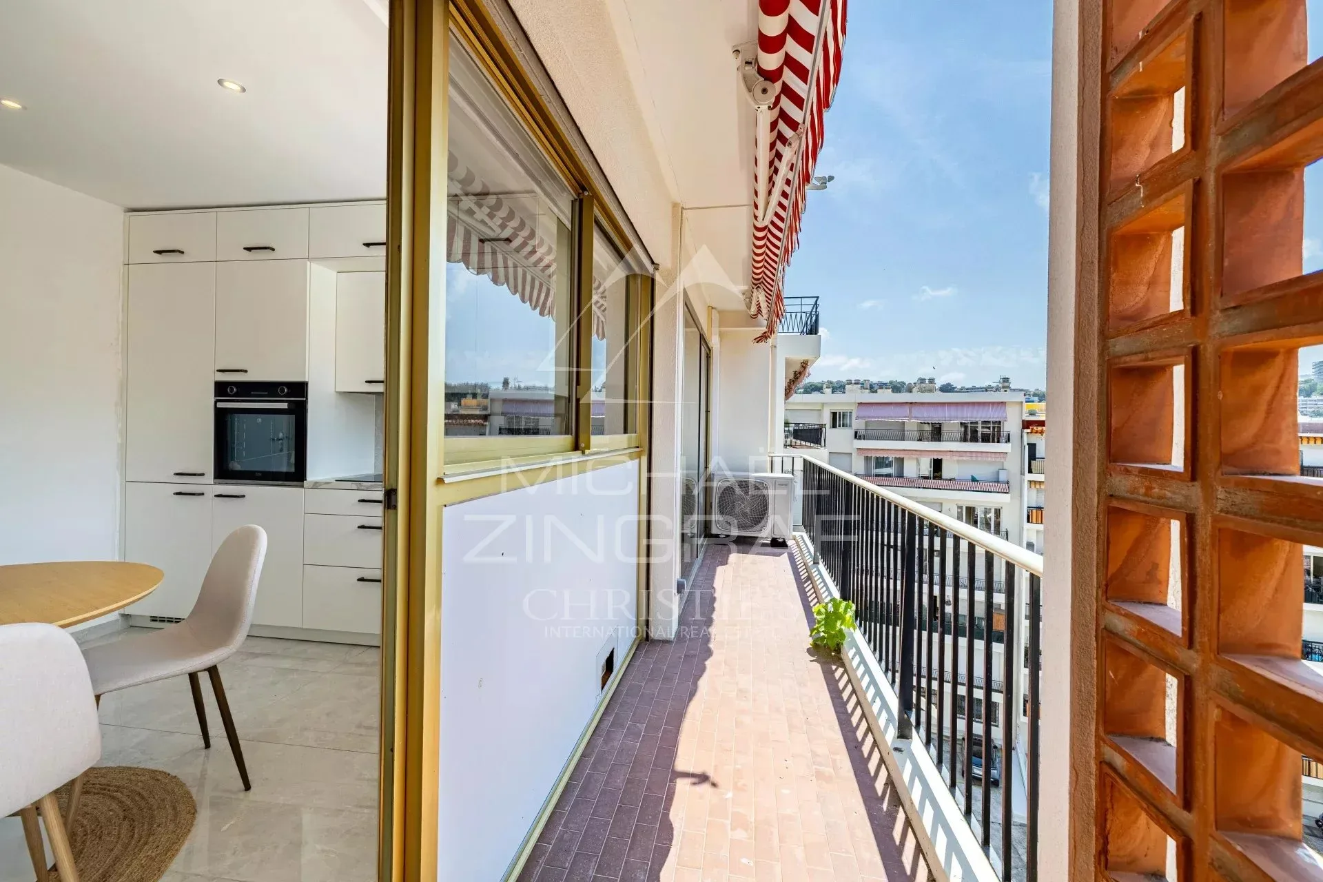 Roquebrune-Cap-Martin - Penthouse vue mer panoramique - 12
