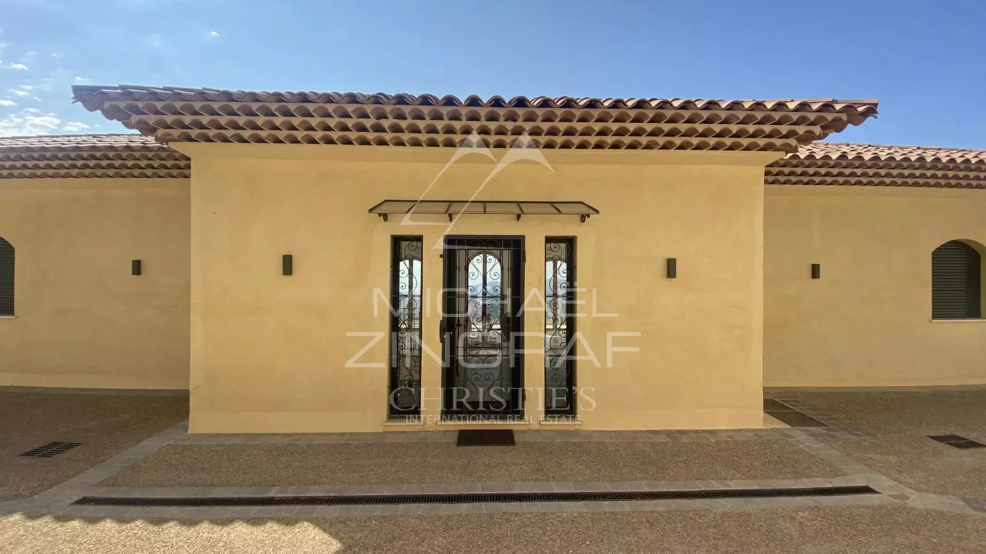 Villa au style épuré sur les balcons de la Riviera - 16