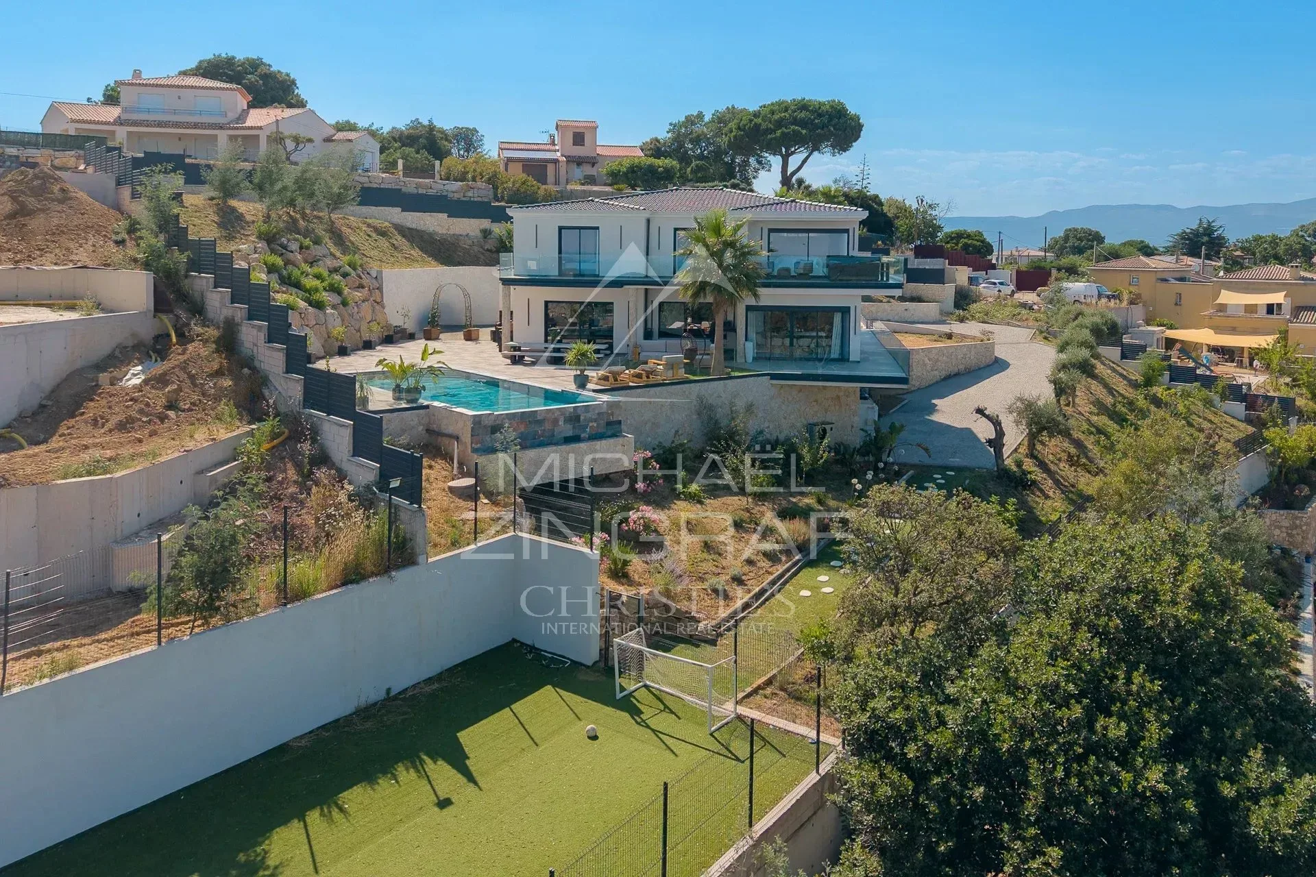 Tanneron – sublime villa de luxe avec vue mer - 39
