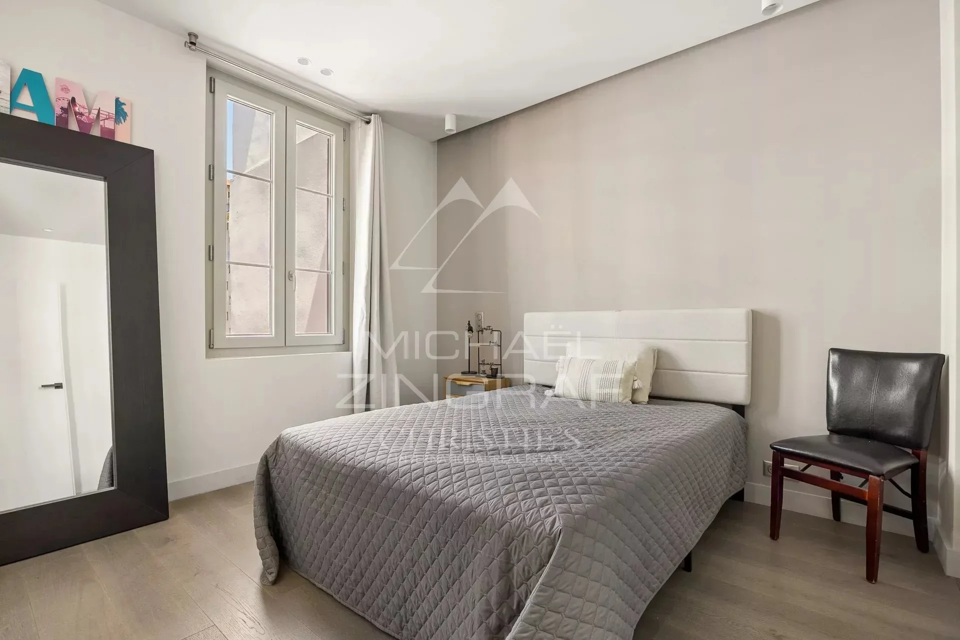 NICE Centre – Duplex moderne dans immeuble bourgeois avec grande terrasse - 6