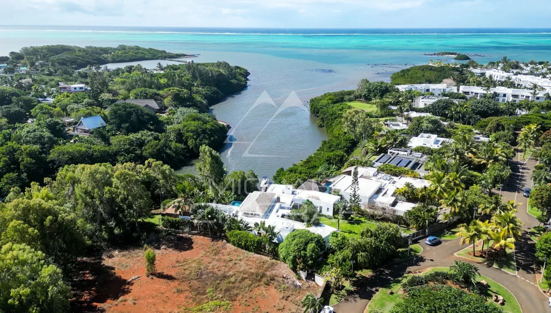 Villa d'Exception à Azuri – Luxe Absolu entre Golf, Lagon et Marina - 4