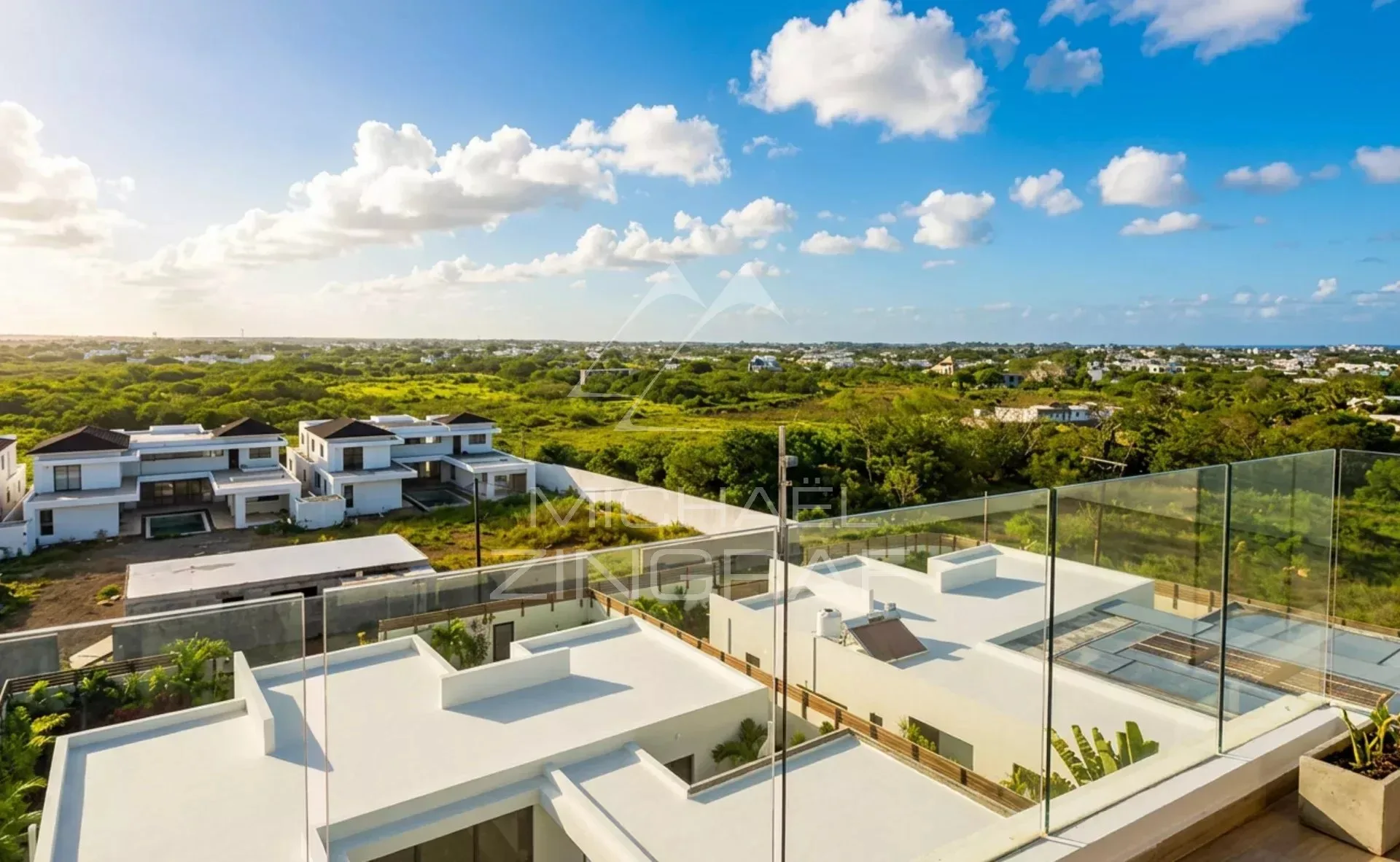 Penthouse d’Exception avec Rooftop & Piscine Privée | Pereybère - 2