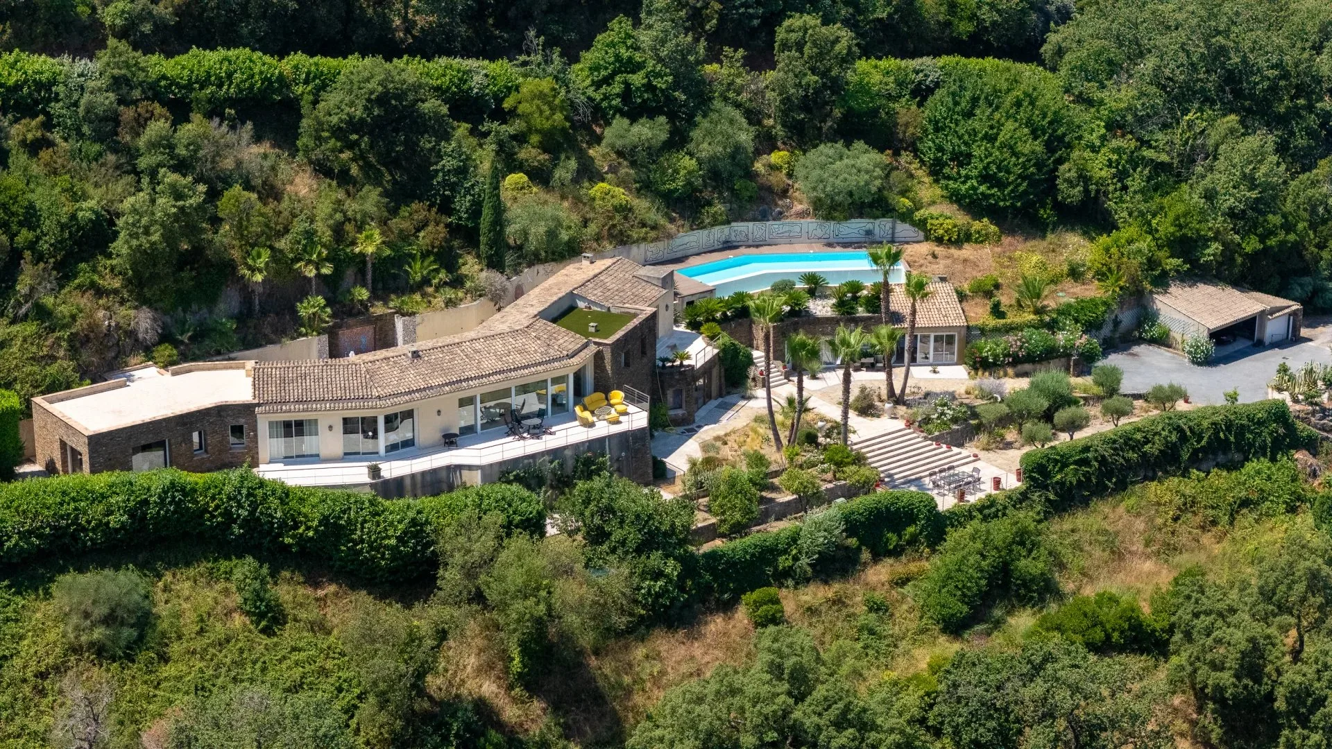 Saint-Tropez – Villa d'exception – Vue mer panoramique - 16