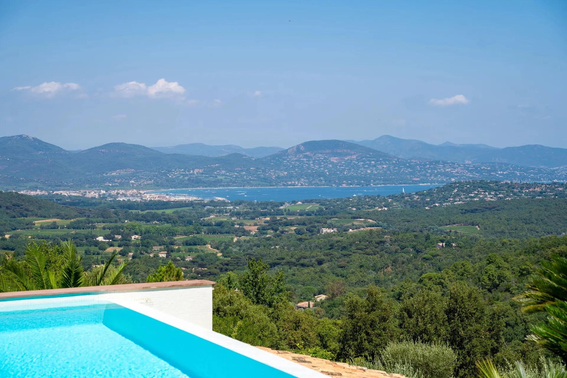 Saint-Tropez – Villa d'exception – Vue mer panoramique - 21