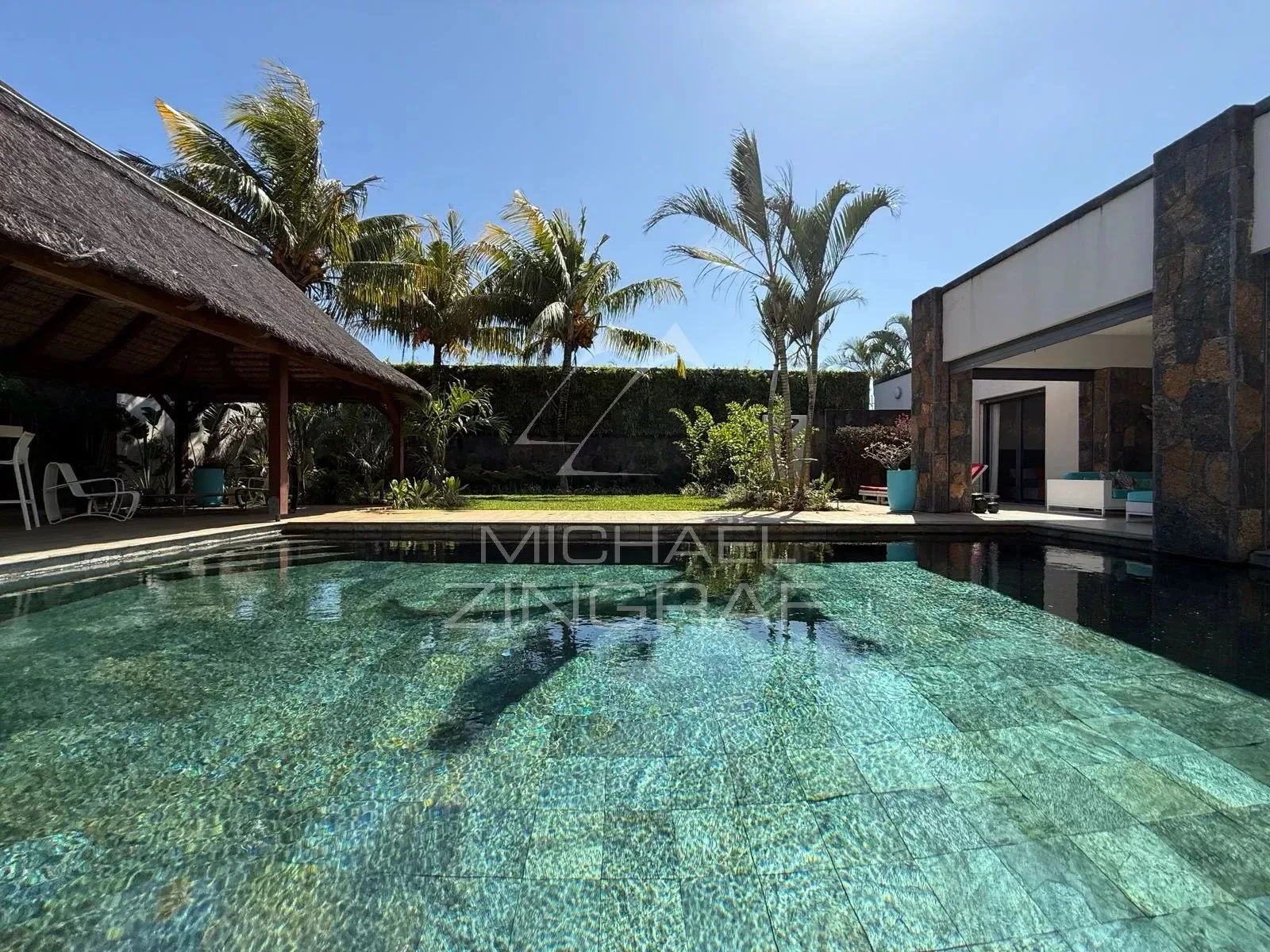 Villa d'exception dans une résidence à Pereybere - 2