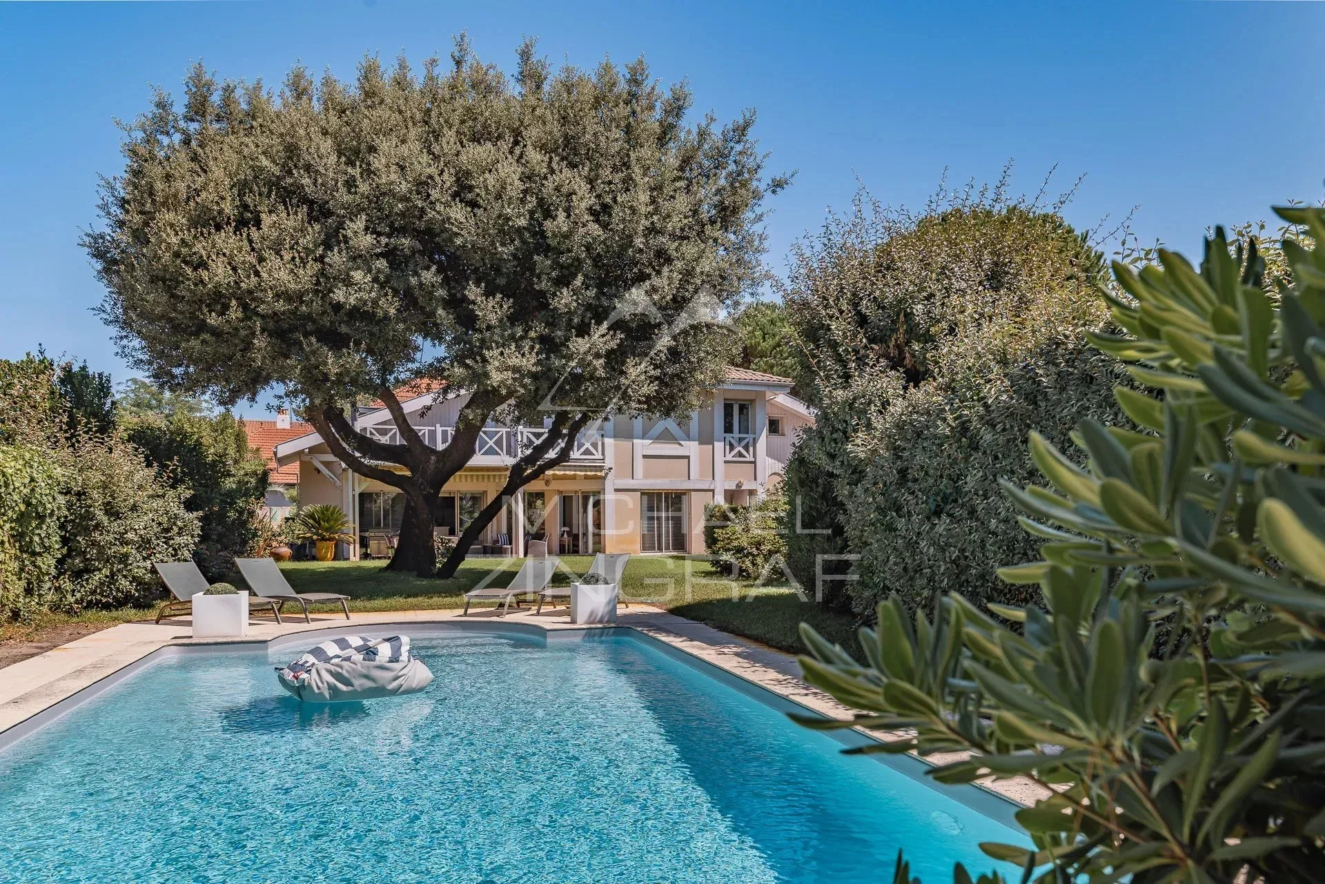 Élégante villa à quelques pas de la plage - 2