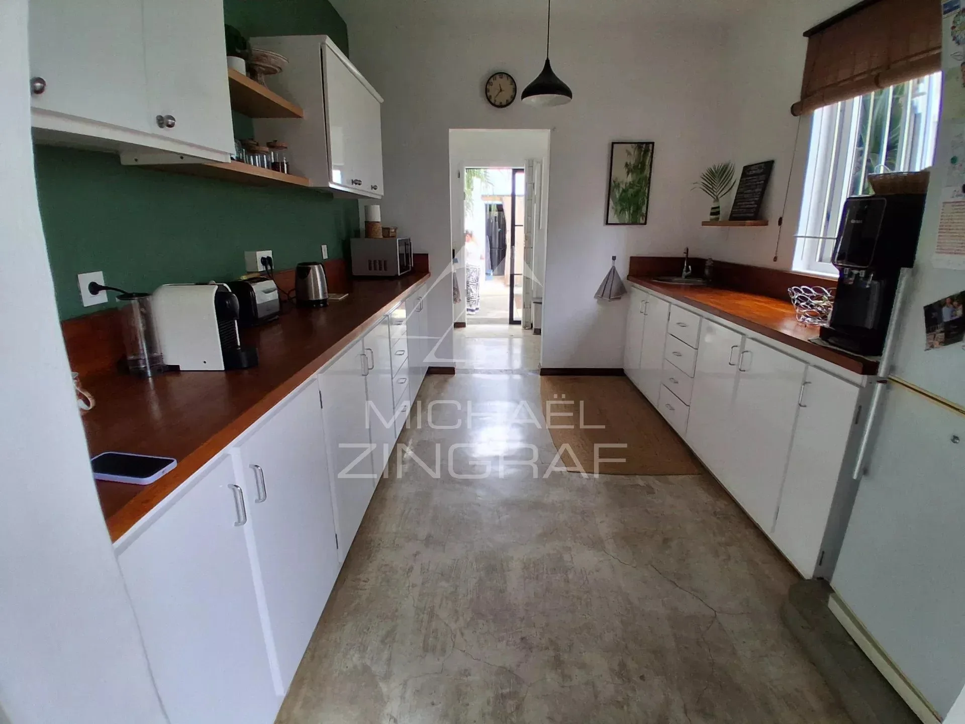 Villa familiale meublée de 4 chambres avec piscine - 29