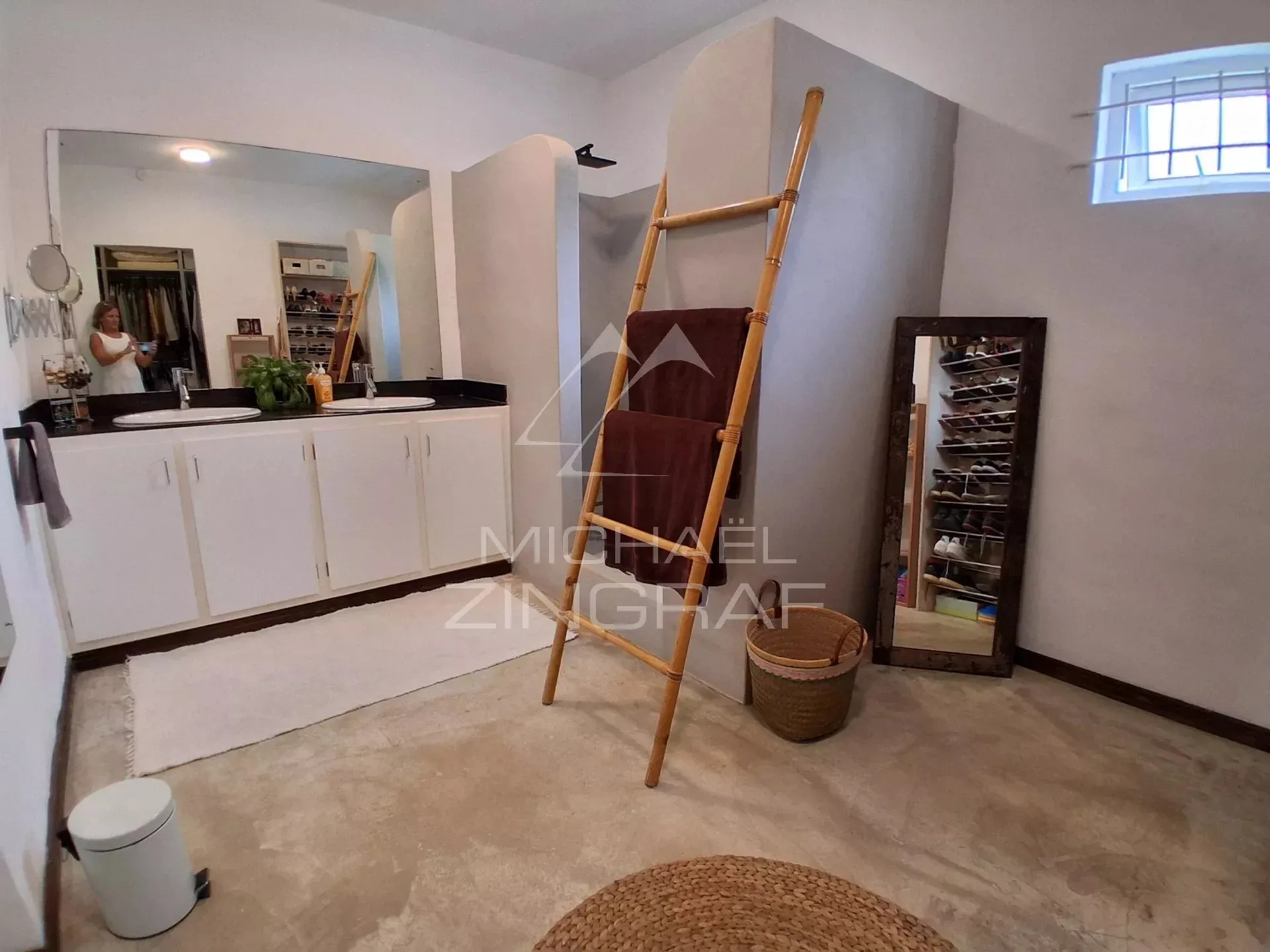 Villa familiale meublée de 4 chambres avec piscine - 43