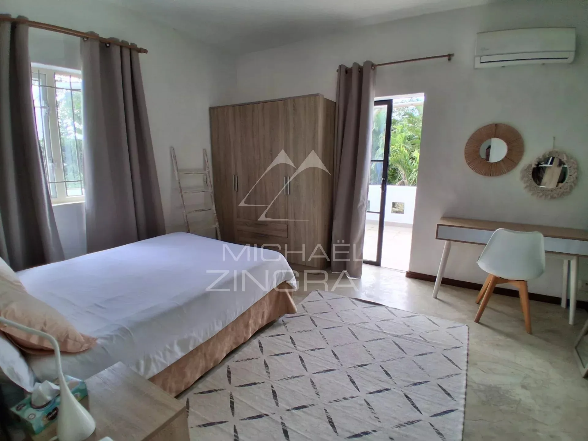 Villa familiale meublée de 4 chambres avec piscine - 50