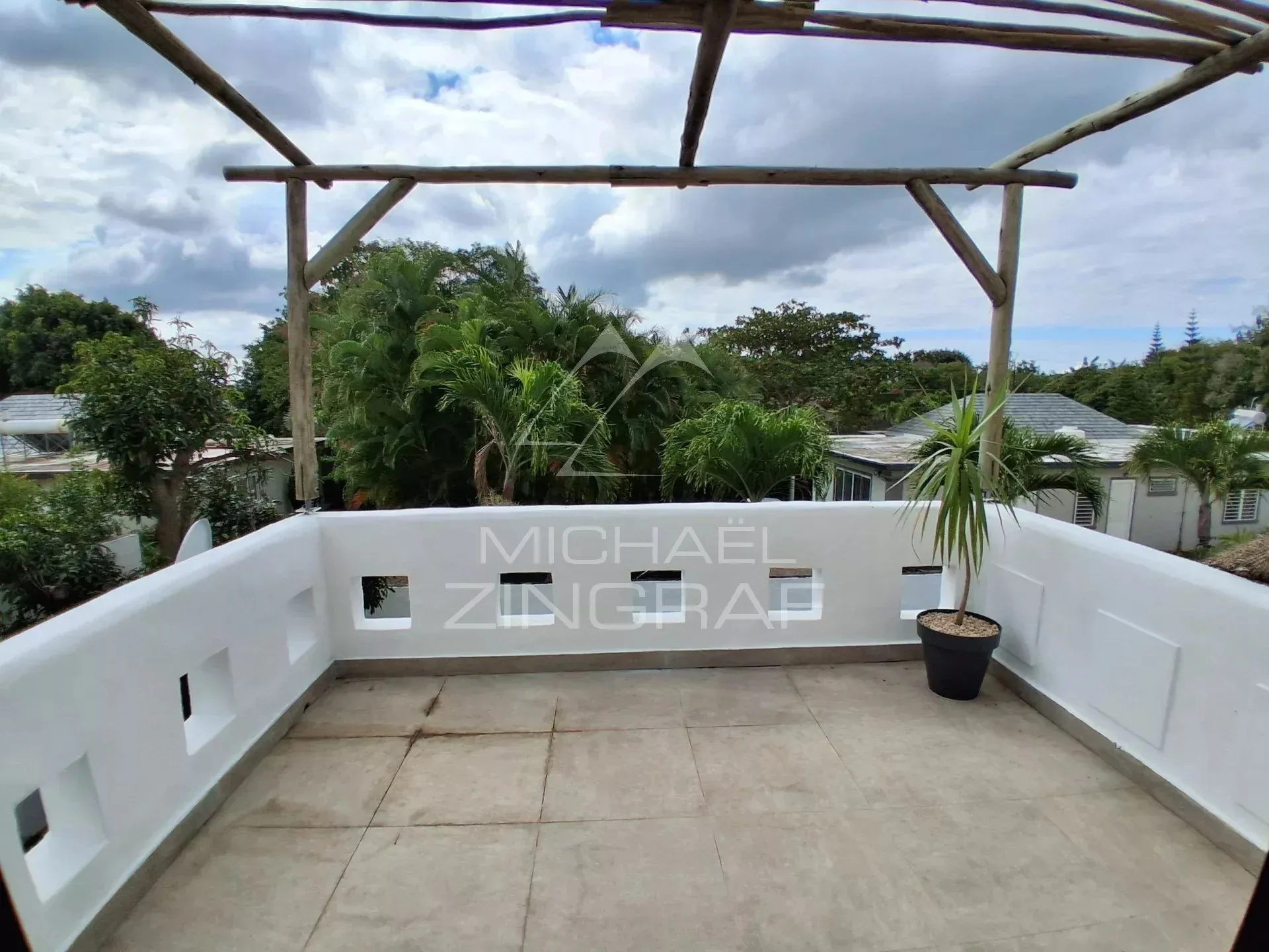 Villa familiale meublée de 4 chambres avec piscine - 53